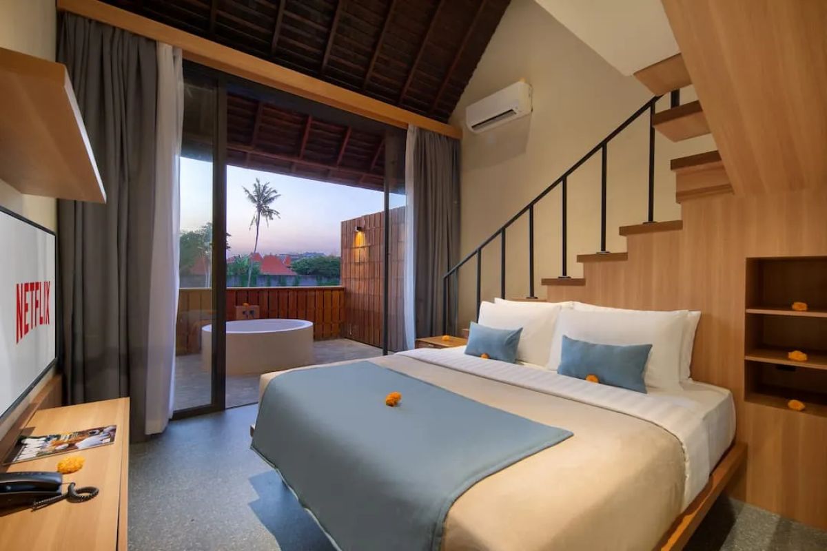 Suite Double River View Villa Canggu Cabana 