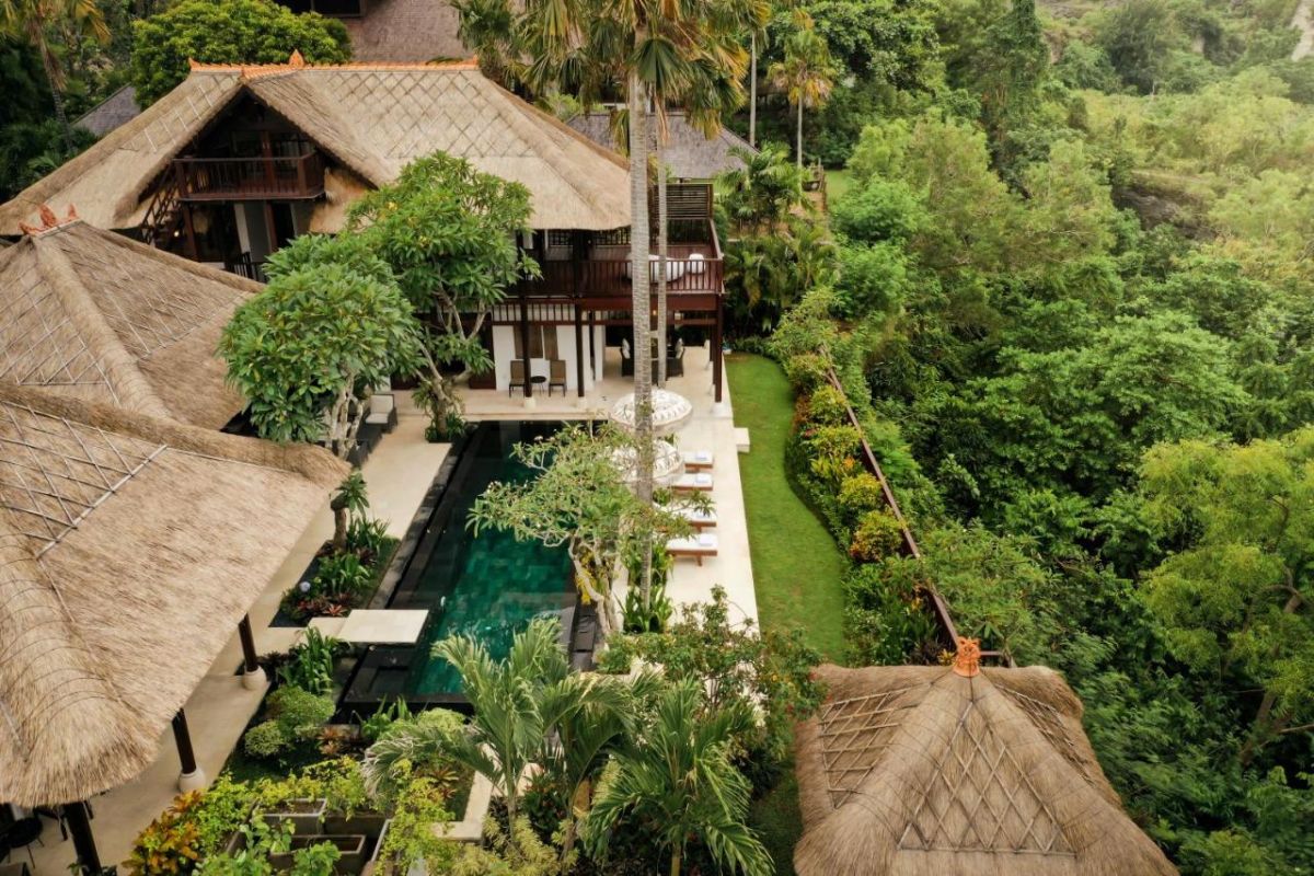 4 Bedrooms Villa KEN - Bali