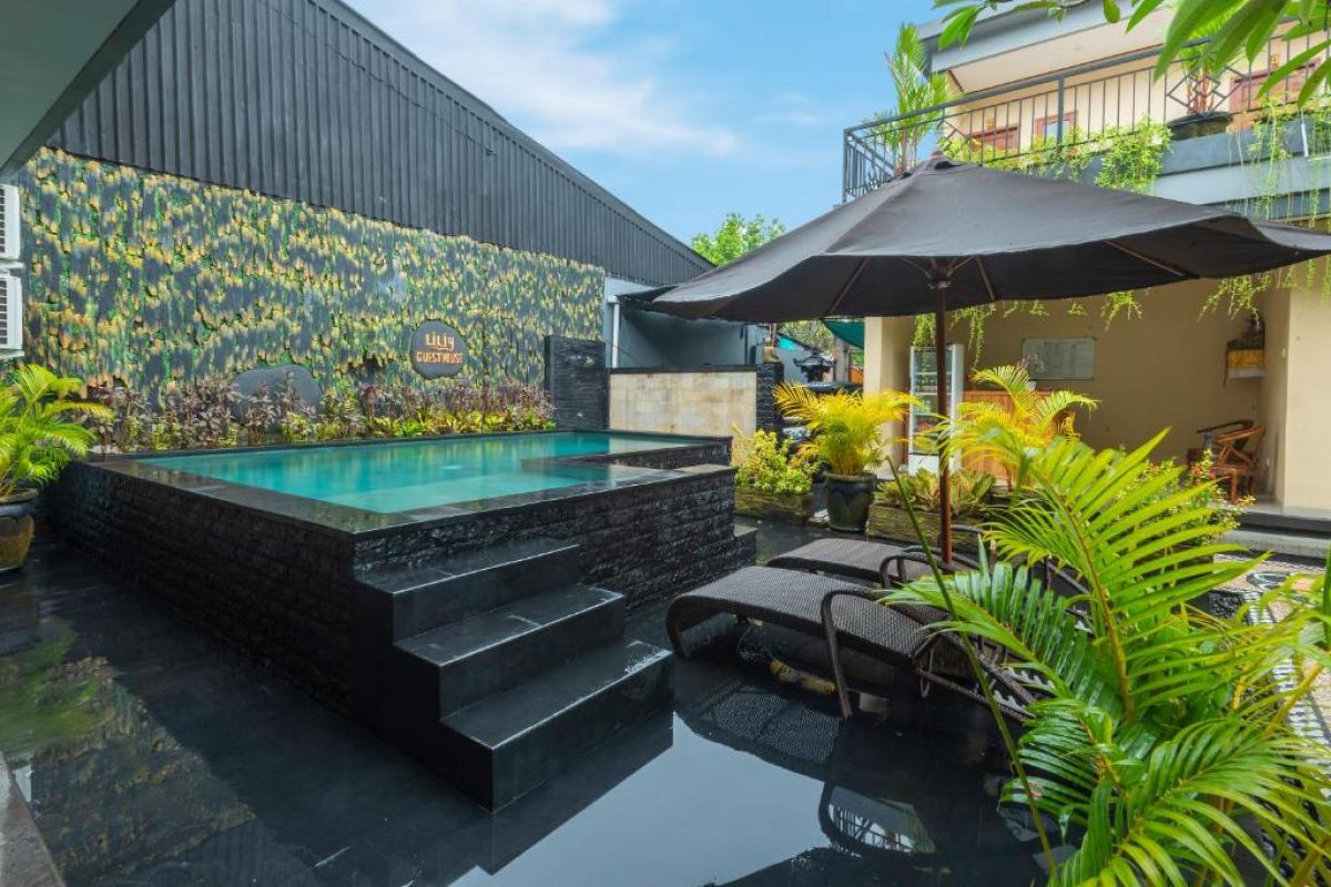 Triple Room Liliy Guest House Legian 