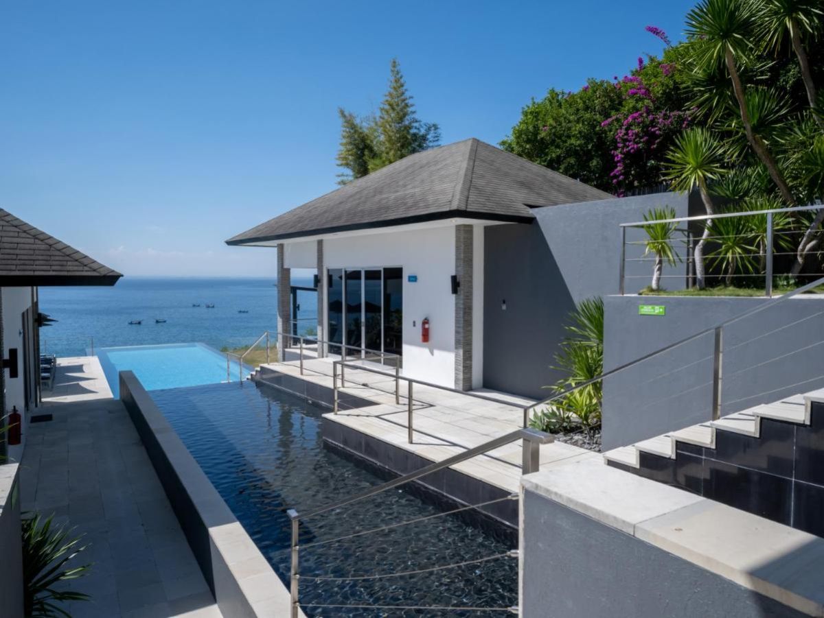 Suluban Cliff Bali Villa Uluwatu