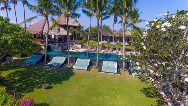 Villa Mary 5 Bedrooms - Bali