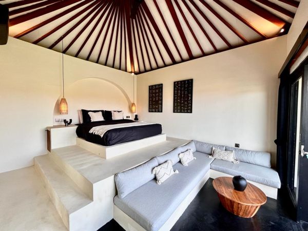 Monthly Rental 3 Bedrooms Villa in Canggu - Bali