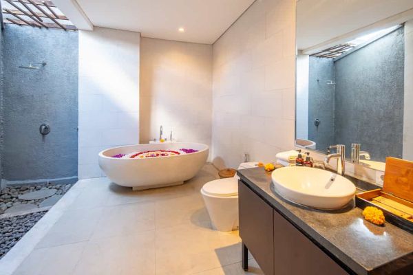 2 Bedroom Villa Canggu Circle - Bali