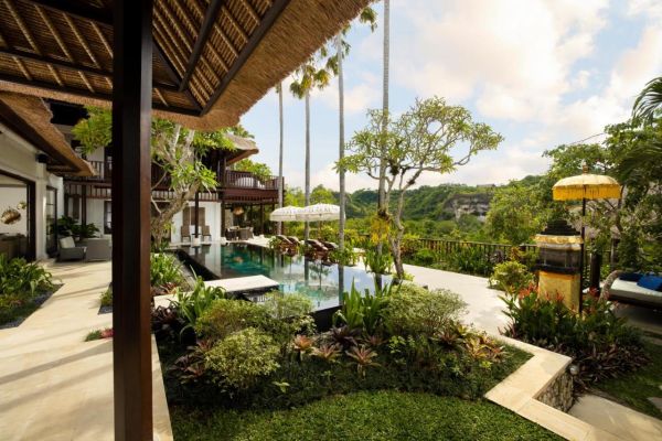 4 Bedrooms Villa KEN - Bali