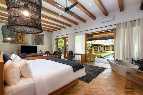  3 Bedroom Villa Wolfe Seminyak 3