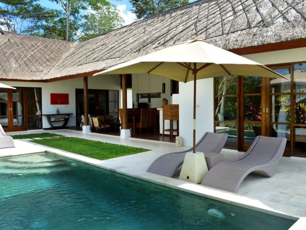 5 Bedrooms Villa Candi Kecil Tujuh - Bali