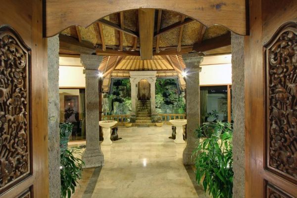 3 BR Senyum Villa - Bali
