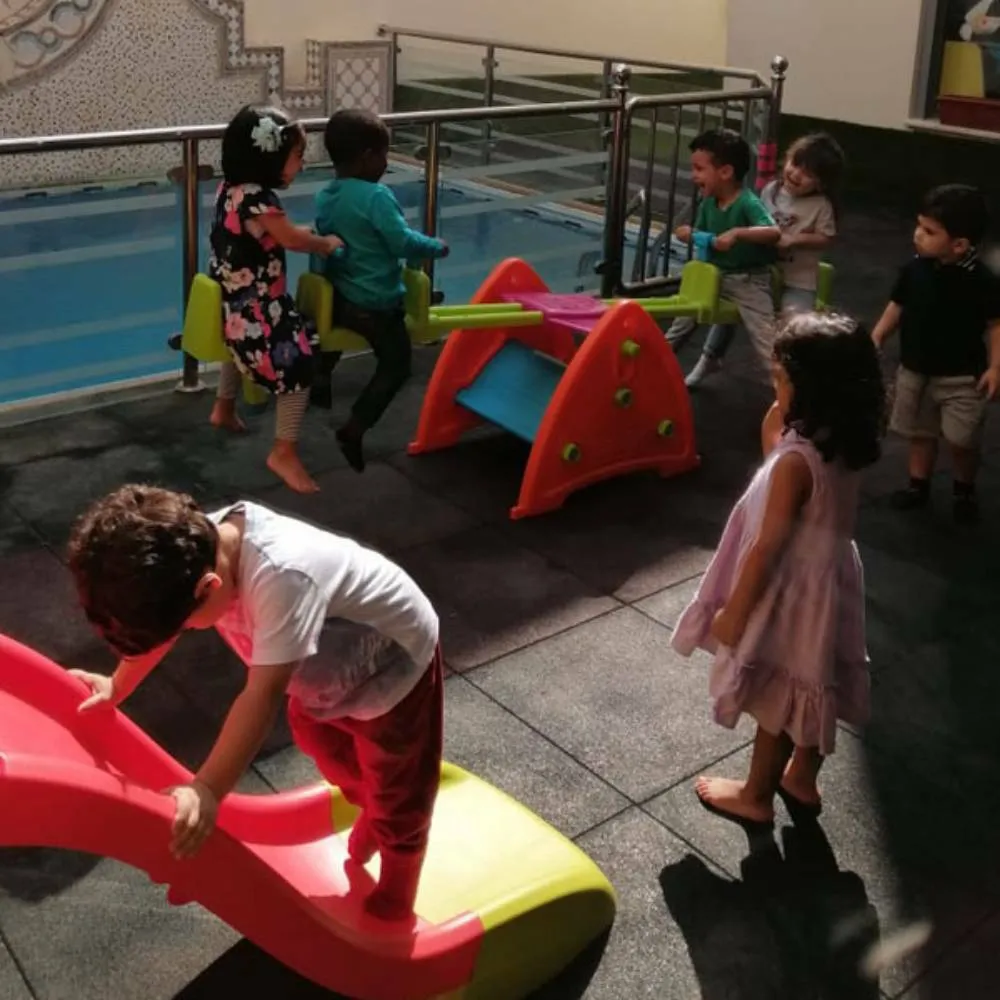 مركز رحلة الاكتشاف 4