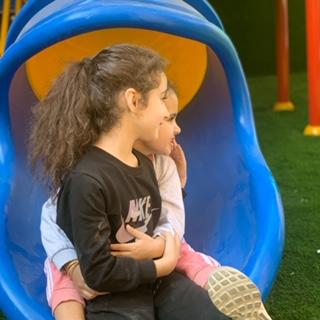 مركز القرية الصغيرة 5