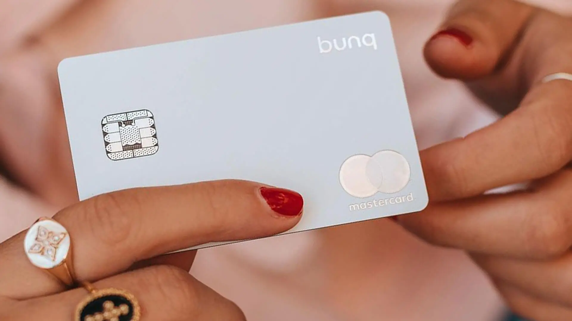 bunq also offers stylish metal cards