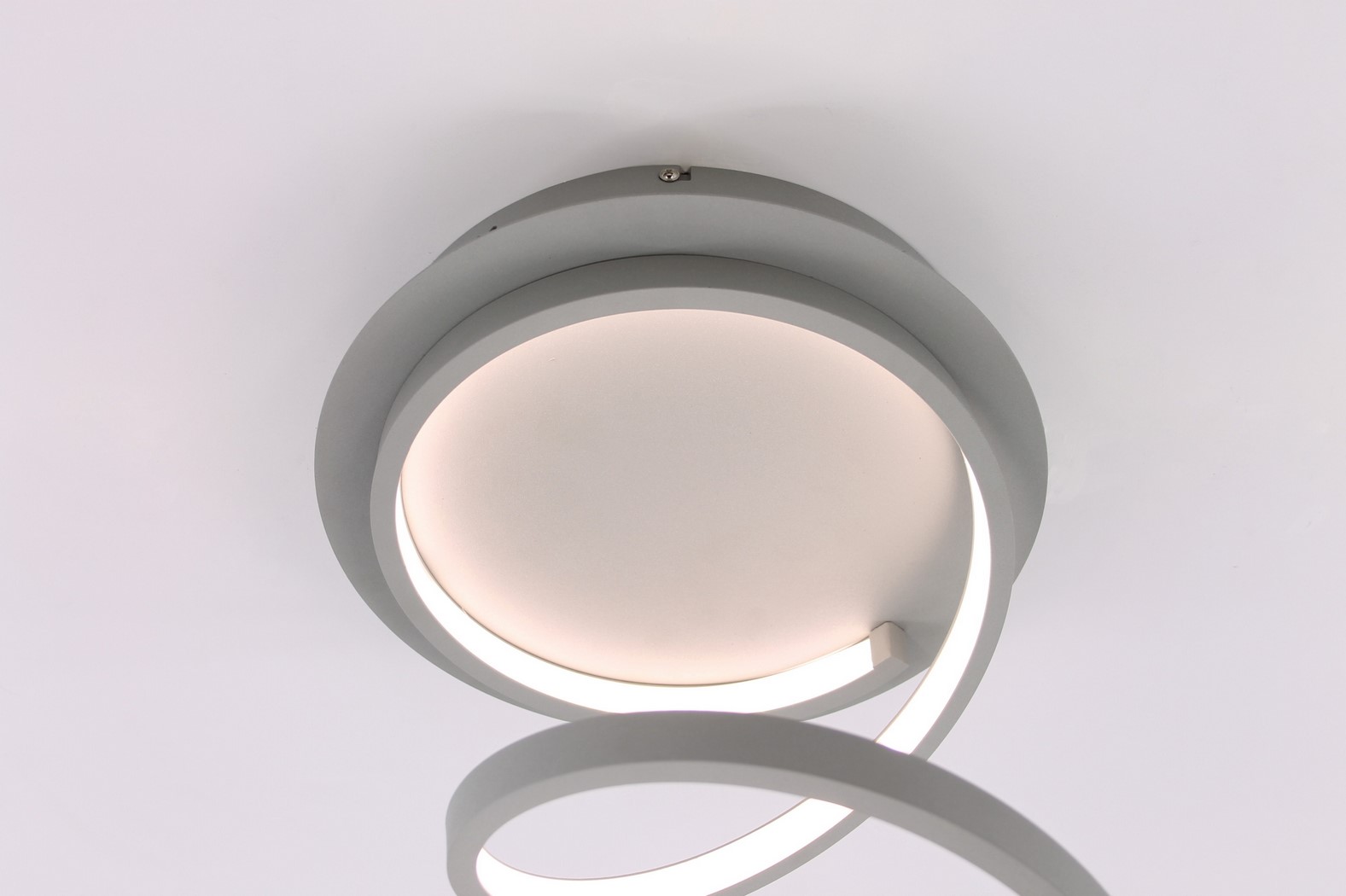 Plafondlamp LED slinger 71cm hoog 38566 Plafondlamp LED slinger 71cm hoog 38566