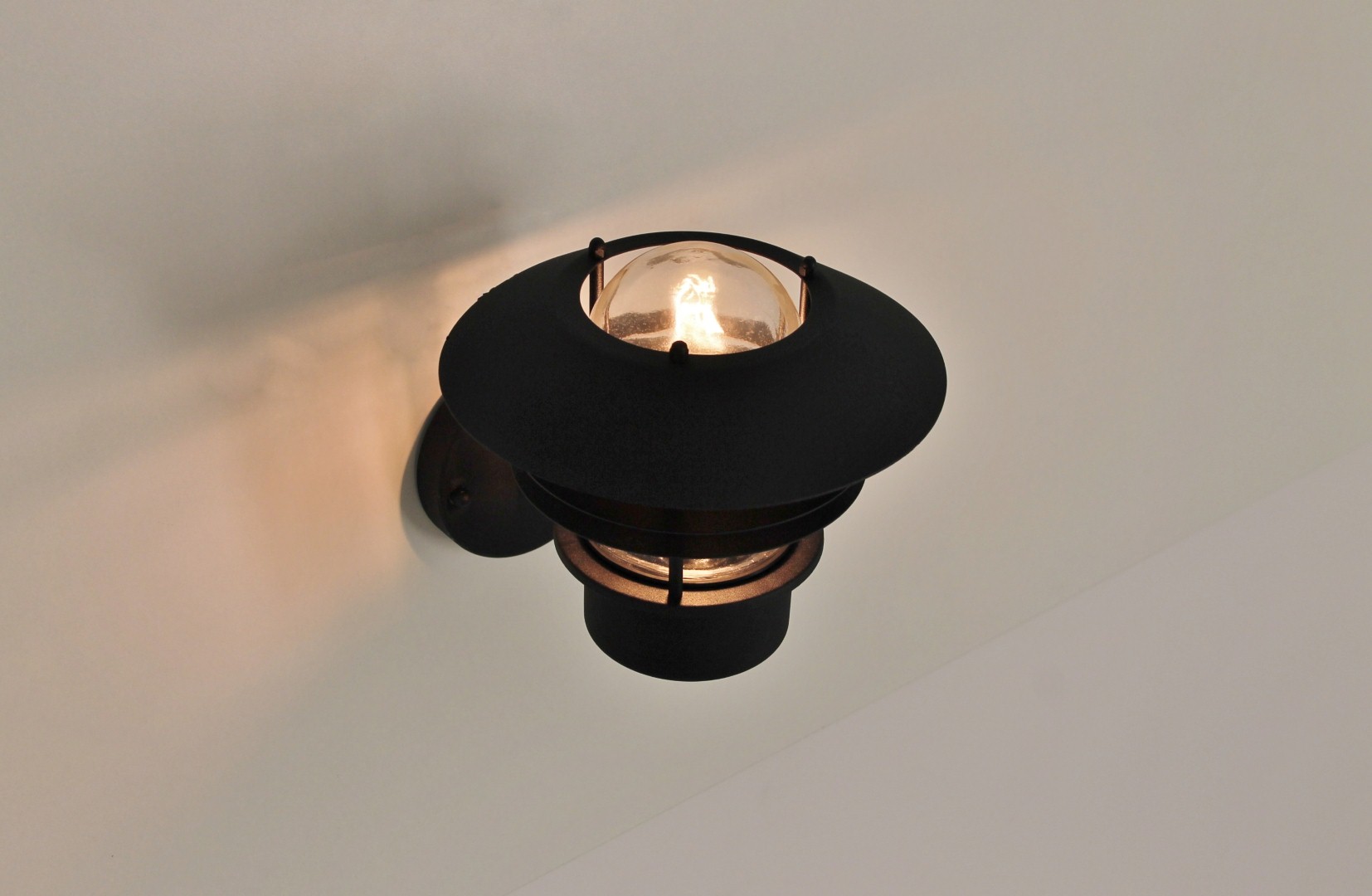 Buiten wandlamp zwart staand 35230 Buiten wandlamp zwart staand 35230