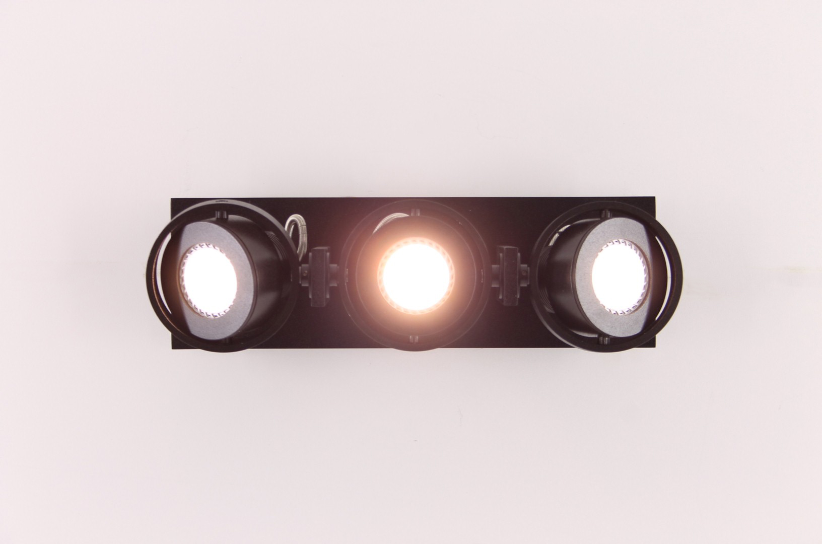 Opbouwspot zwart 3-lichts LED 40791 Opbouwspot zwart 3-lichts LED 40791