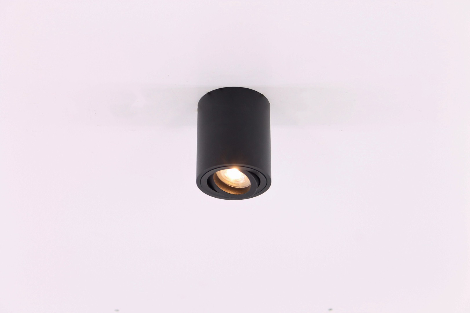 Opbouwspot zwart rond 40971 Opbouwspot zwart rond 40971
