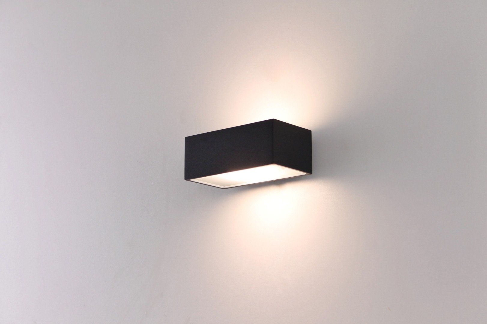 wandlamp strak zwart LED 39946 wandlamp strak zwart LED 39946