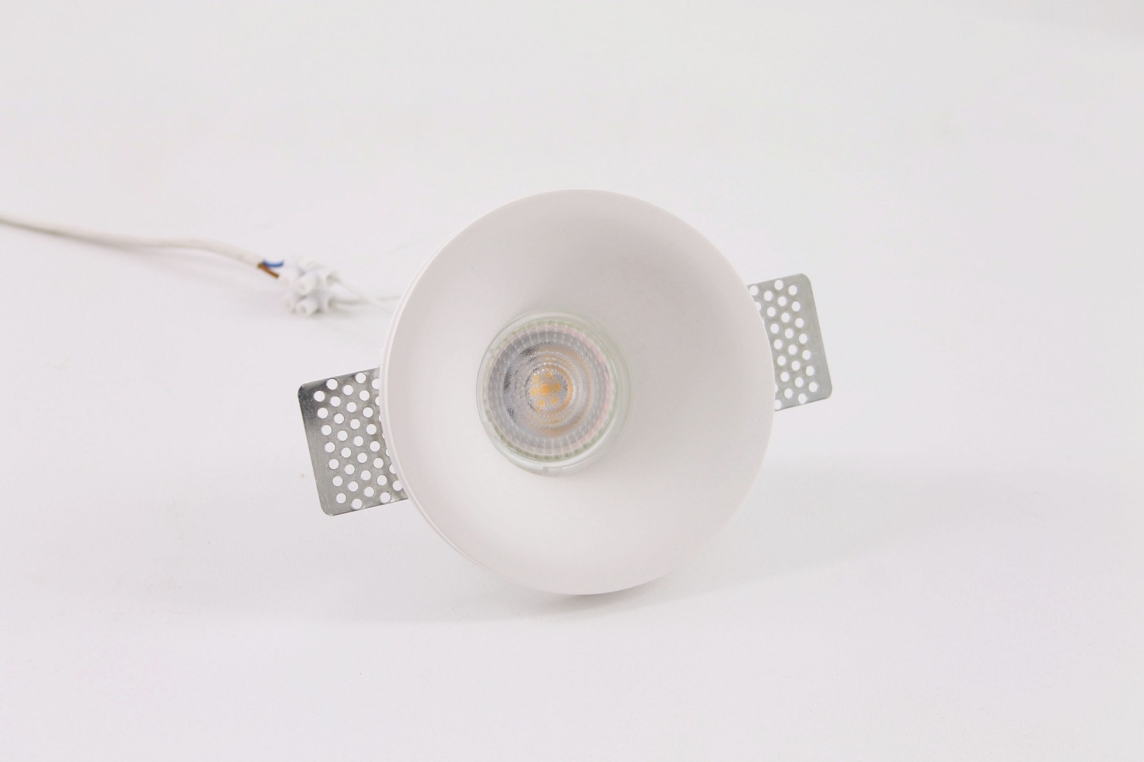 Trimless inbouwspot rond wit 10 cm dia. binnenmaat 41829 Trimless inbouwspot rond wit 10 cm dia. binnenmaat 41829
