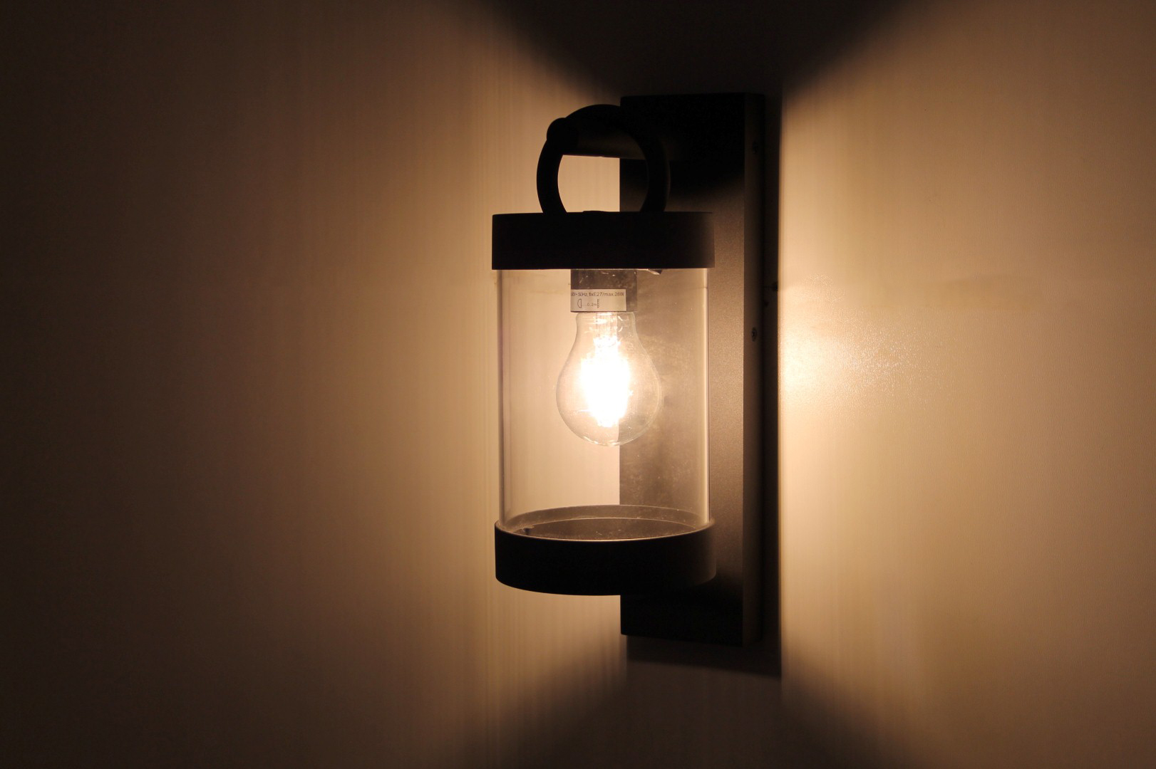 Buiten wandlamp antraciet schemerschakelaar 41678 Buiten wandlamp antraciet schemerschakelaar 41678