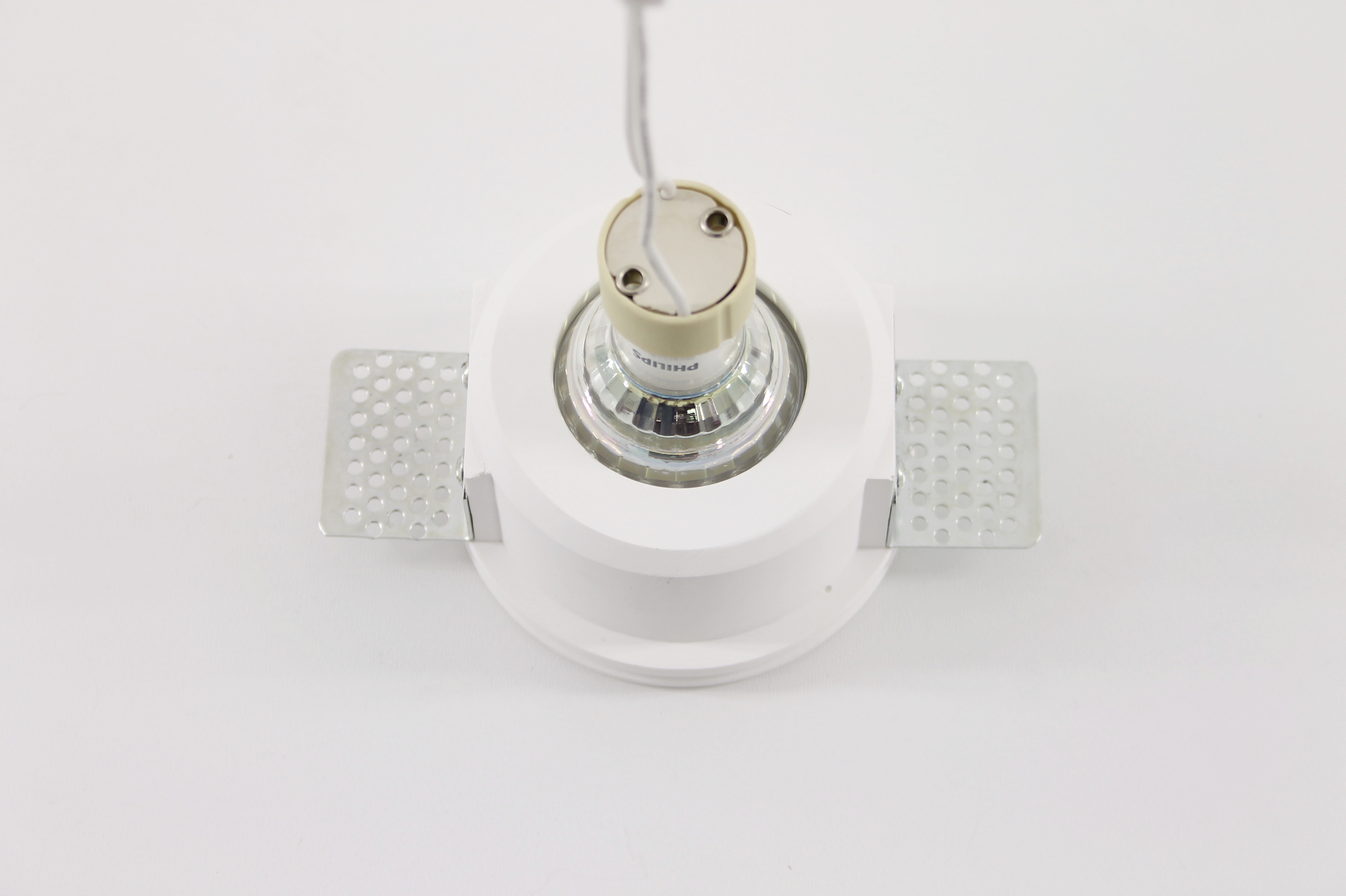 Trimless inbouwspot wit rond - diameter 6 cm 41822 Trimless inbouwspot wit rond - diameter 6 cm 41822