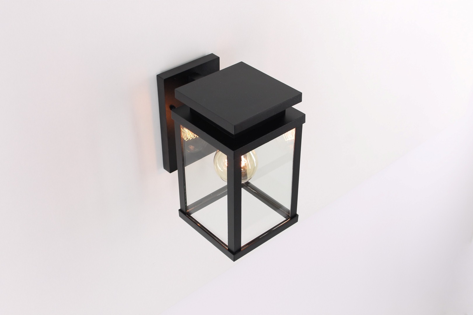 Buiten wandlamp neerwaarts zwart 38833 Buiten wandlamp neerwaarts zwart 38833