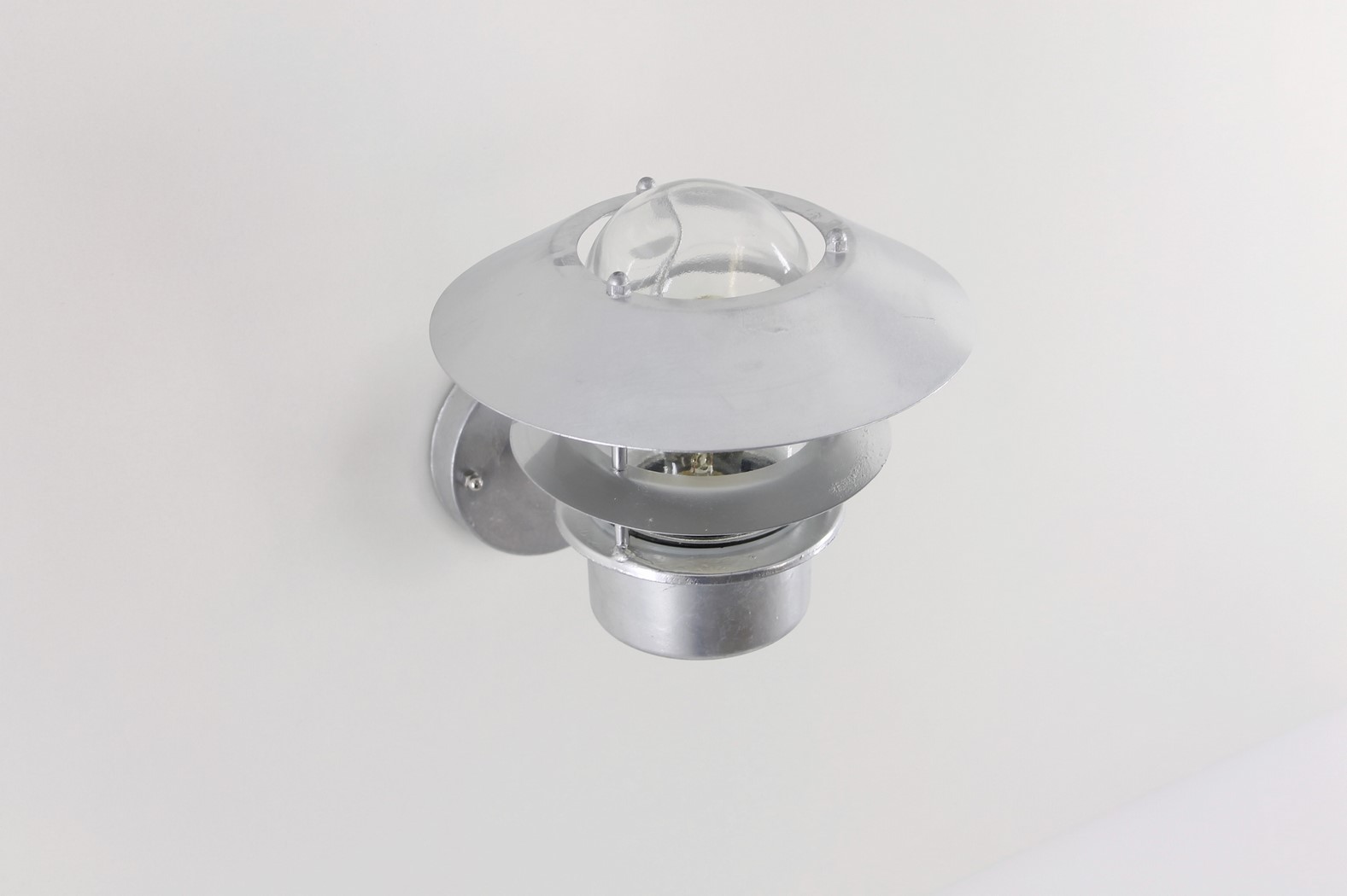 Buiten wandlamp alu staand 35231 Buiten wandlamp alu staand 35231