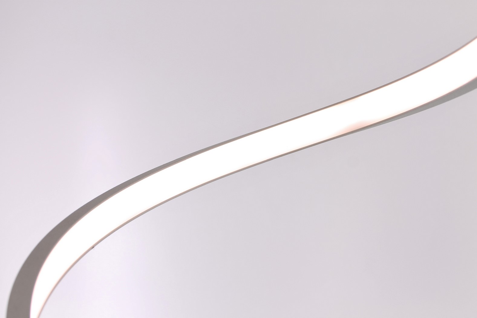 Plafondlamp LED slinger 71cm hoog 38566 Plafondlamp LED slinger 71cm hoog 38566