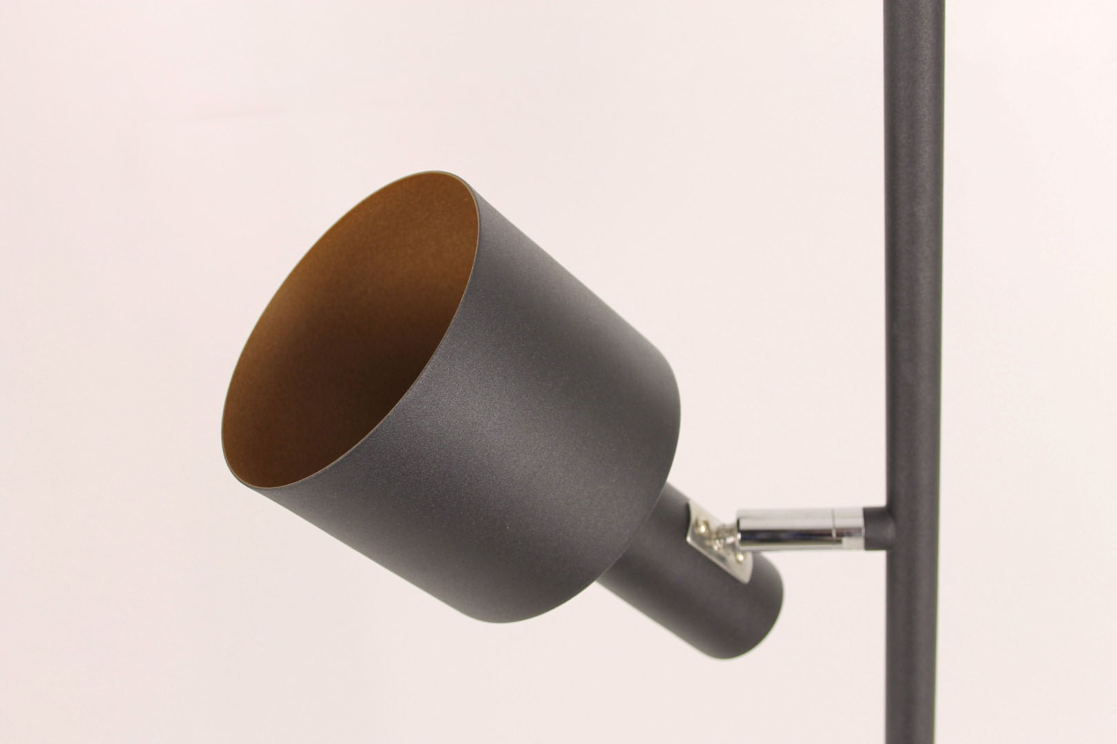 Vloerlamp zwart/ goud met 3 lampen 41194 Vloerlamp zwart/ goud met 3 lampen 41194