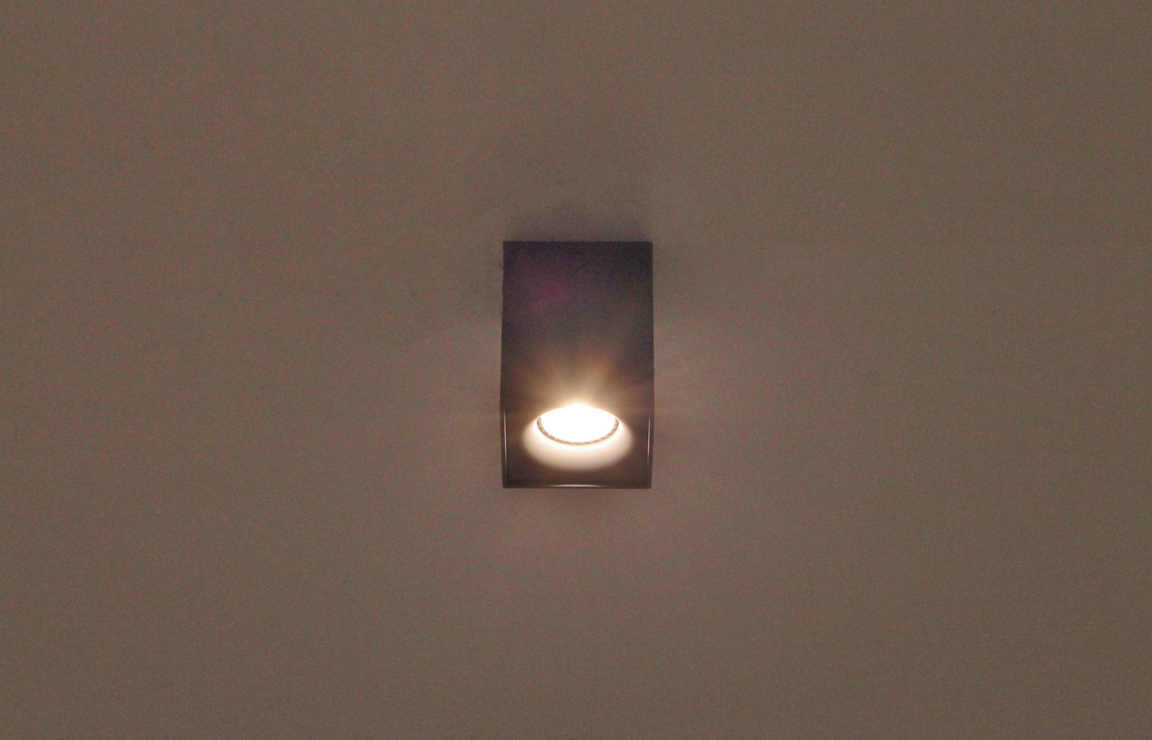 Opbouwspot zwart/grijs vierkant LED 38463 Opbouwspot zwart/grijs vierkant LED 38463