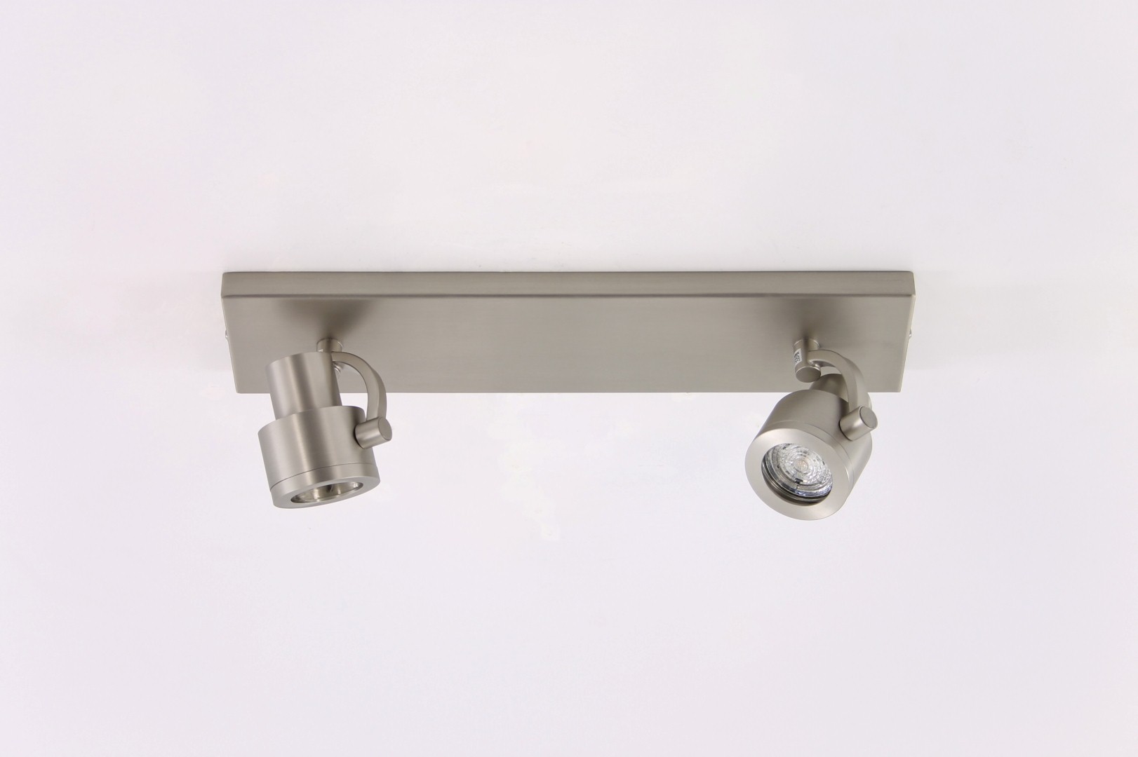 Opbouwspot rvs 2-lichts LED 38670 Opbouwspot rvs 2-lichts LED 38670