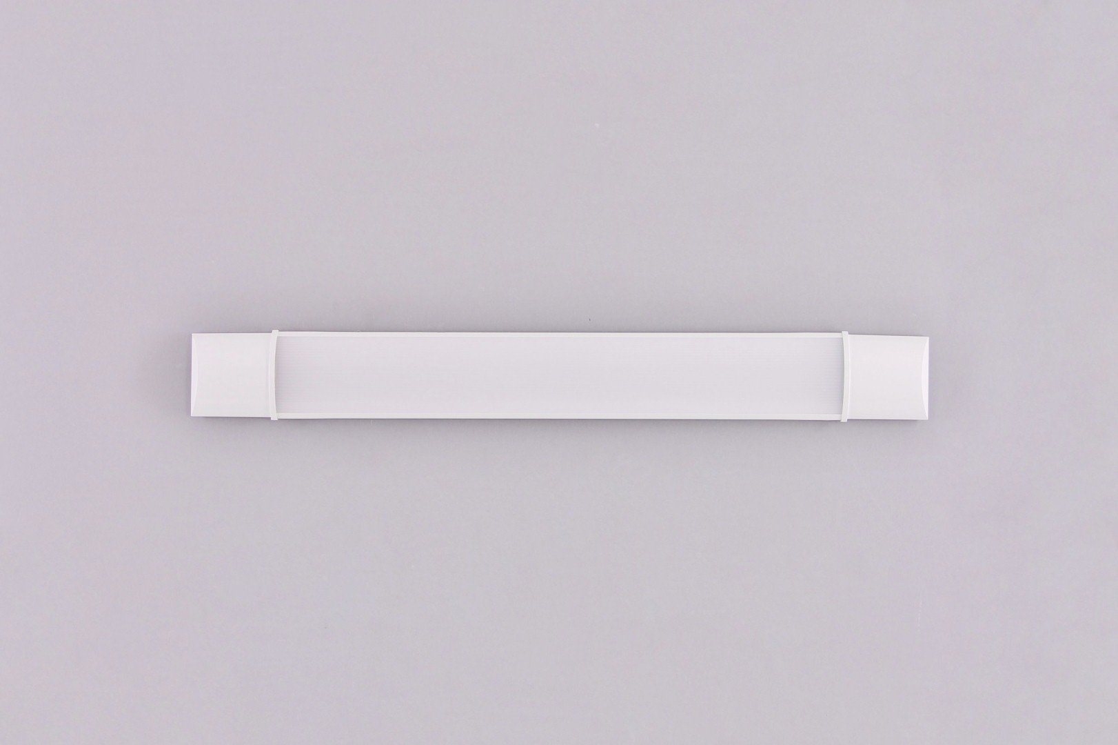 plafondlamp strak wit armatuur kort 40489 plafondlamp strak wit armatuur kort 40489