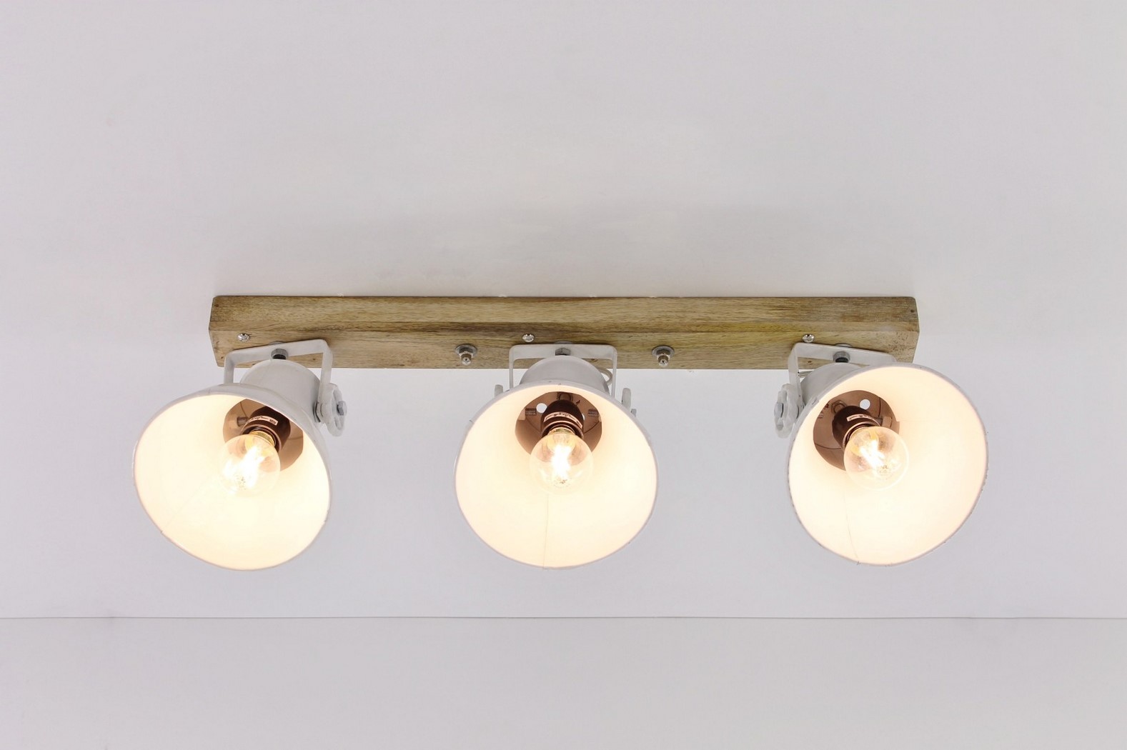 Opbouwspot 3-lichts wit met hout 39006 Opbouwspot 3-lichts wit met hout 39006