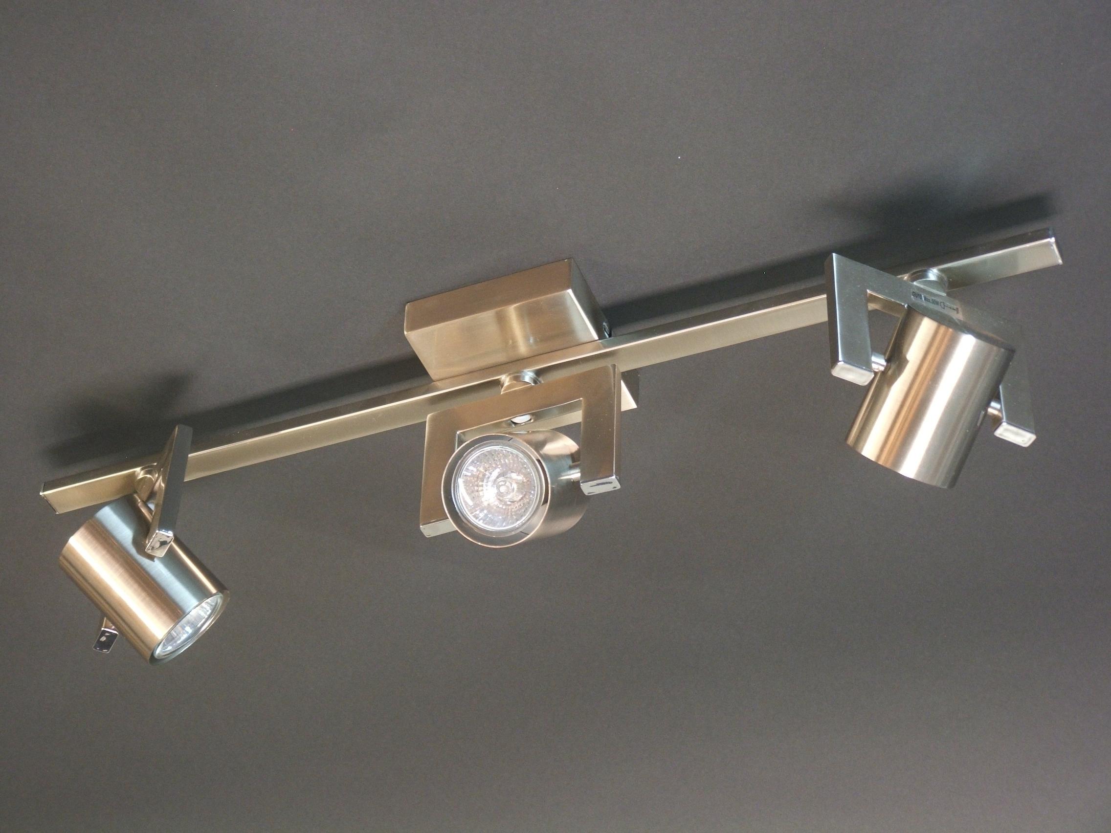 Opbouwspot rvs 3-lichts strak LED 39397 Opbouwspot rvs 3-lichts strak LED 39397