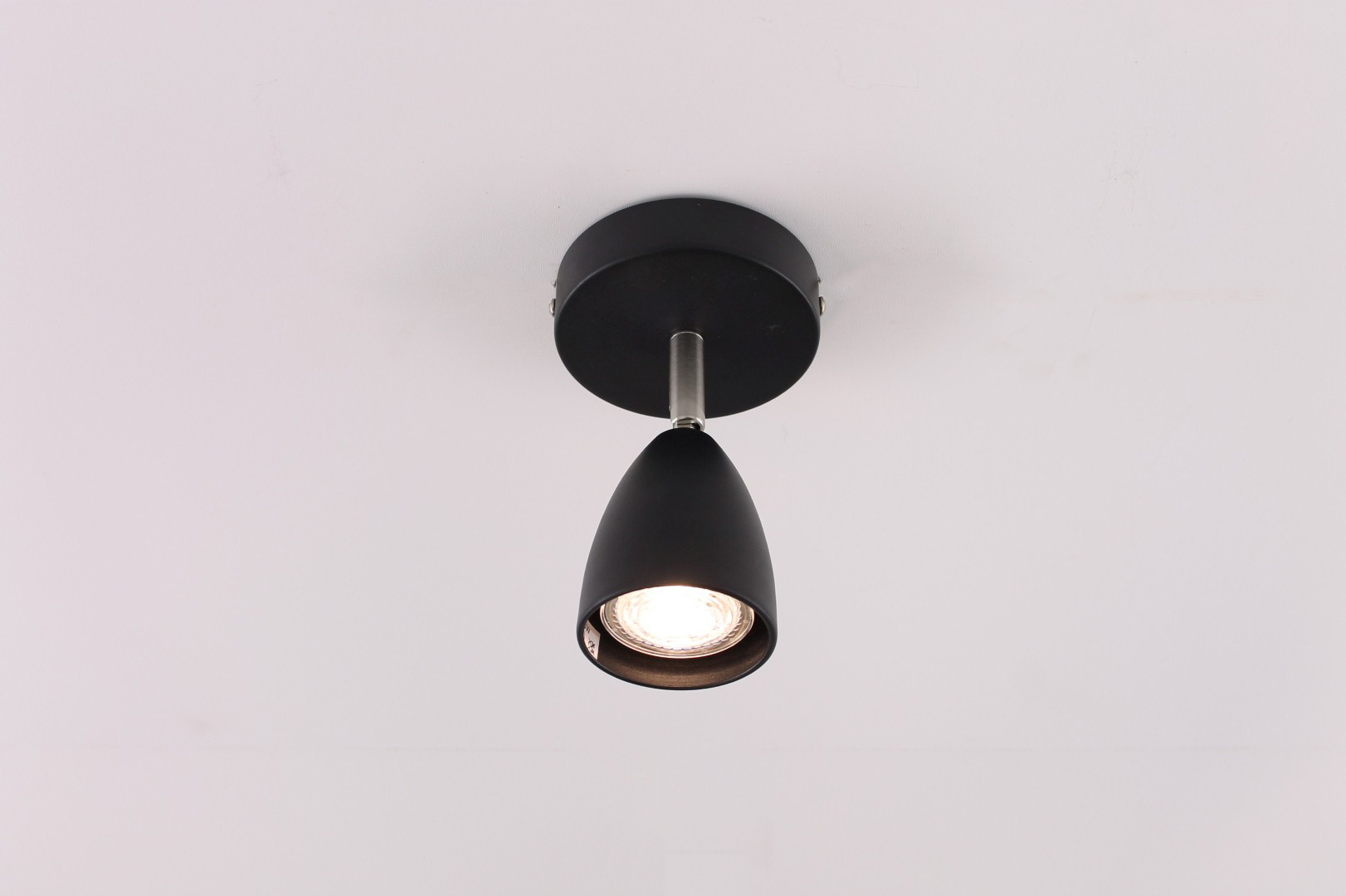 Opbouwspot zwart 1-lichts 40881 Opbouwspot zwart 1-lichts 40881