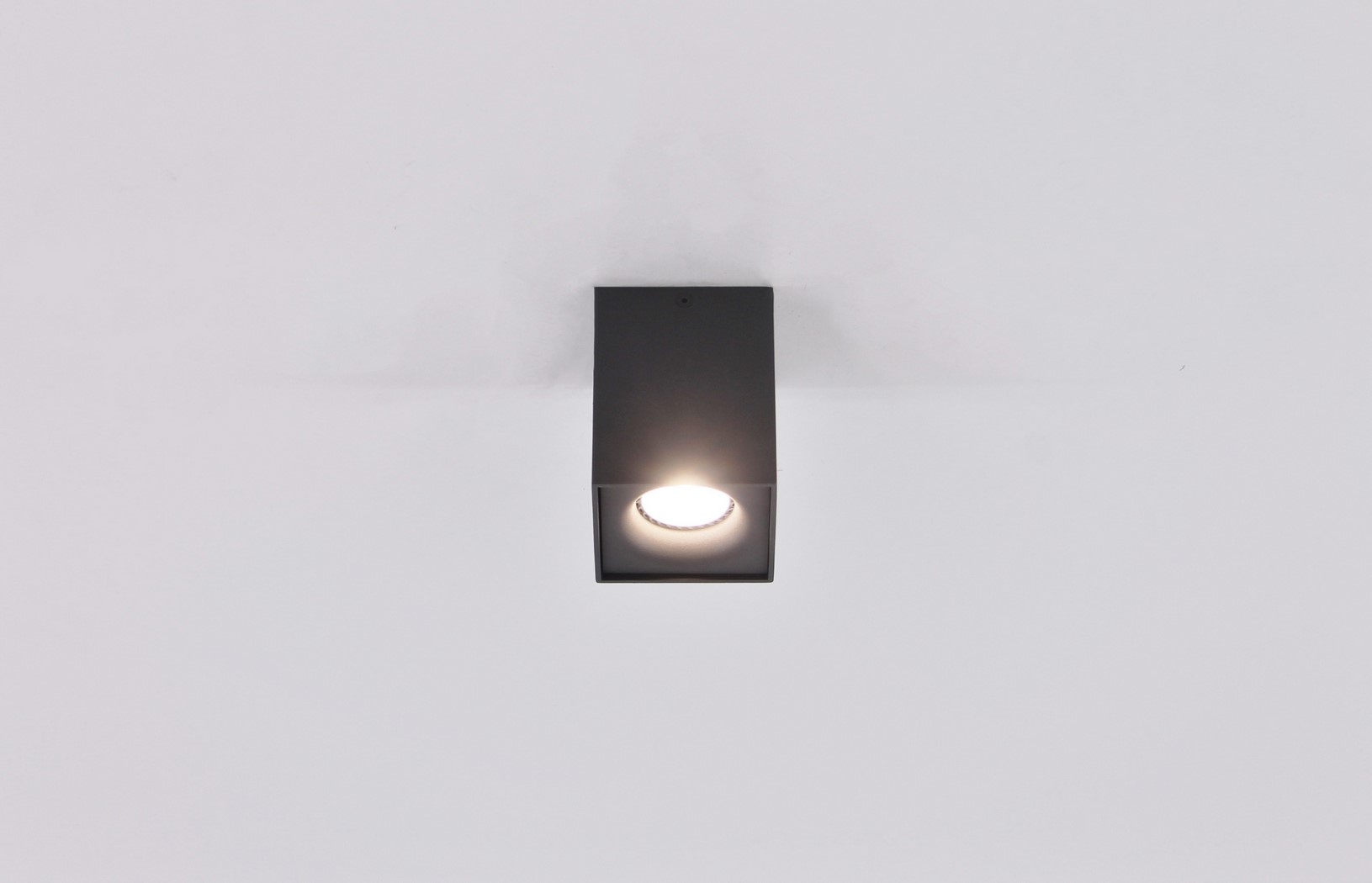 Opbouwspot zwart/grijs vierkant LED 38463 Opbouwspot zwart/grijs vierkant LED 38463