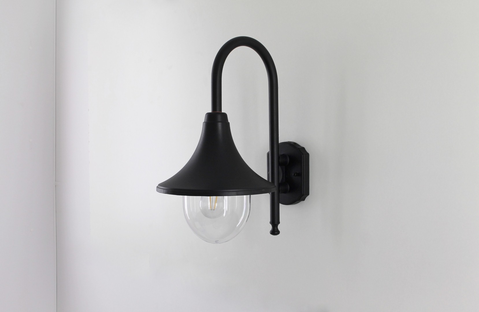 Buiten wandlamp zwart neerwaarts 35320 Buiten wandlamp zwart neerwaarts 35320