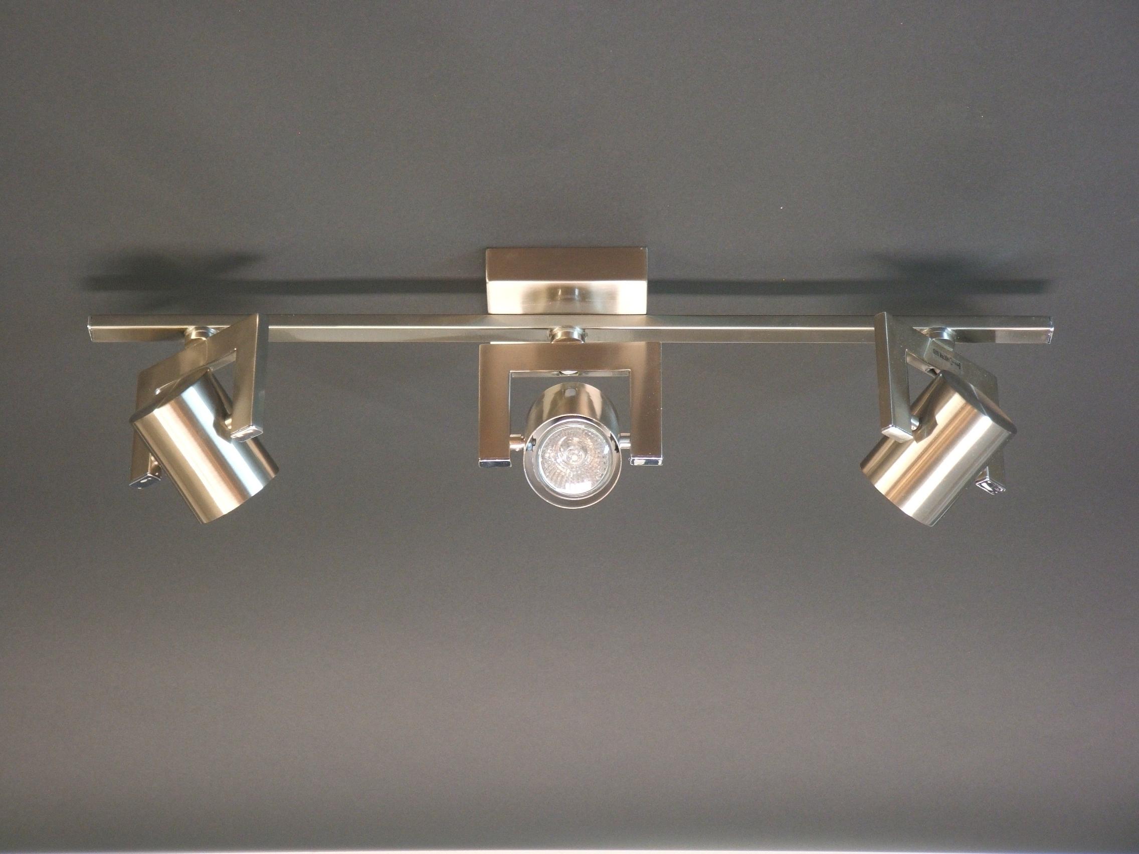 Opbouwspot rvs 3-lichts strak LED 39397 Opbouwspot rvs 3-lichts strak LED 39397