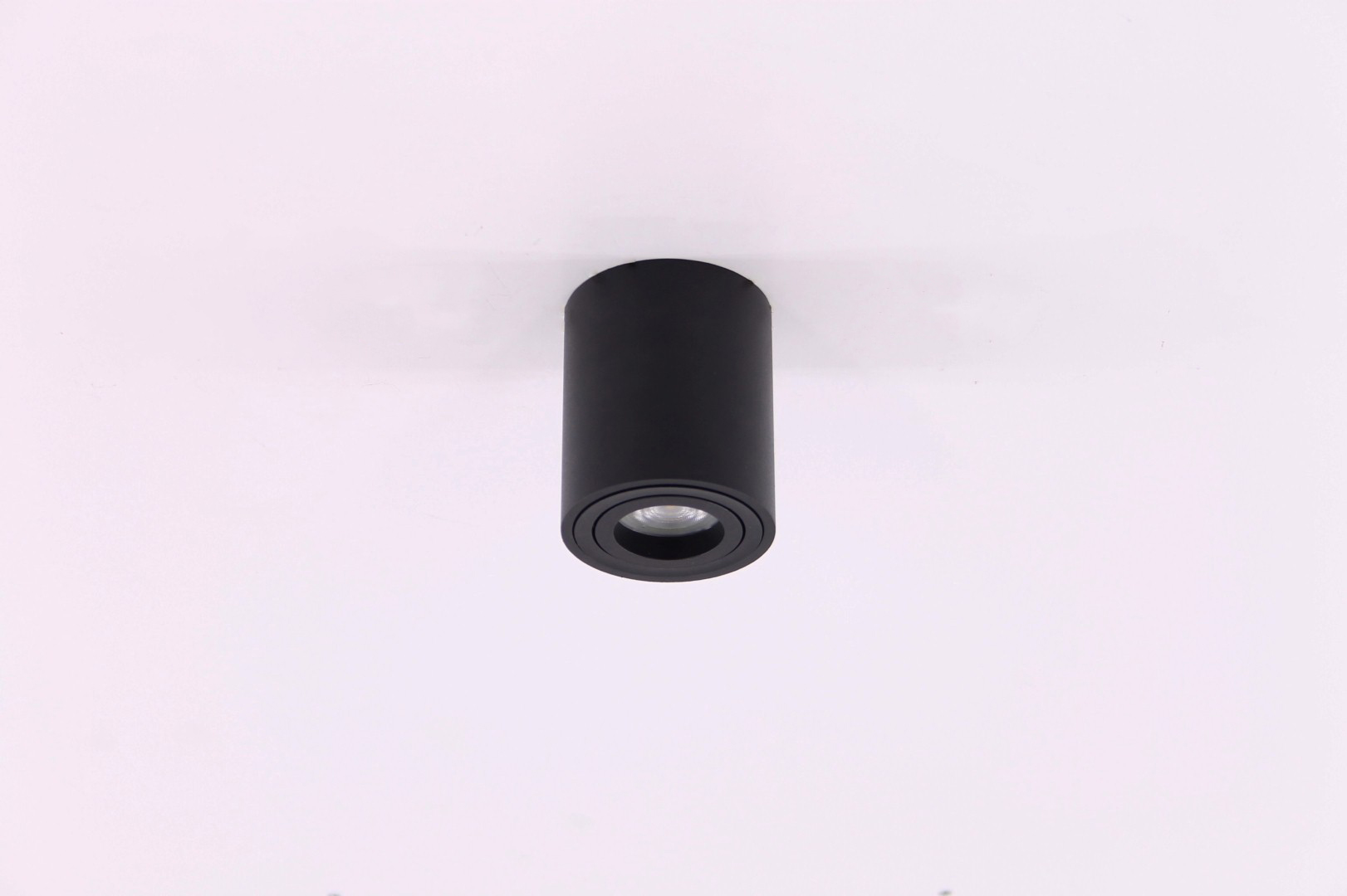 Opbouwspot zwart rond 40971 Opbouwspot zwart rond 40971