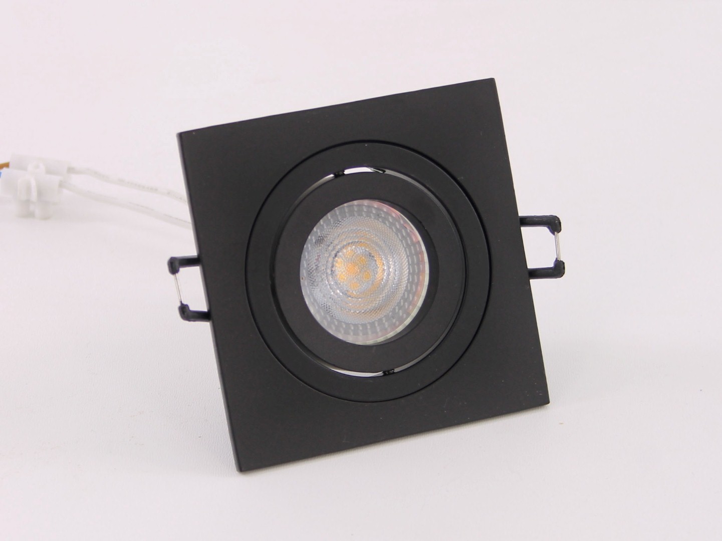 Inbouwspot vierkant zwart 9,3 x 9,3 cm 39573 Inbouwspot vierkant zwart 9,3 x 9,3 cm 39573
