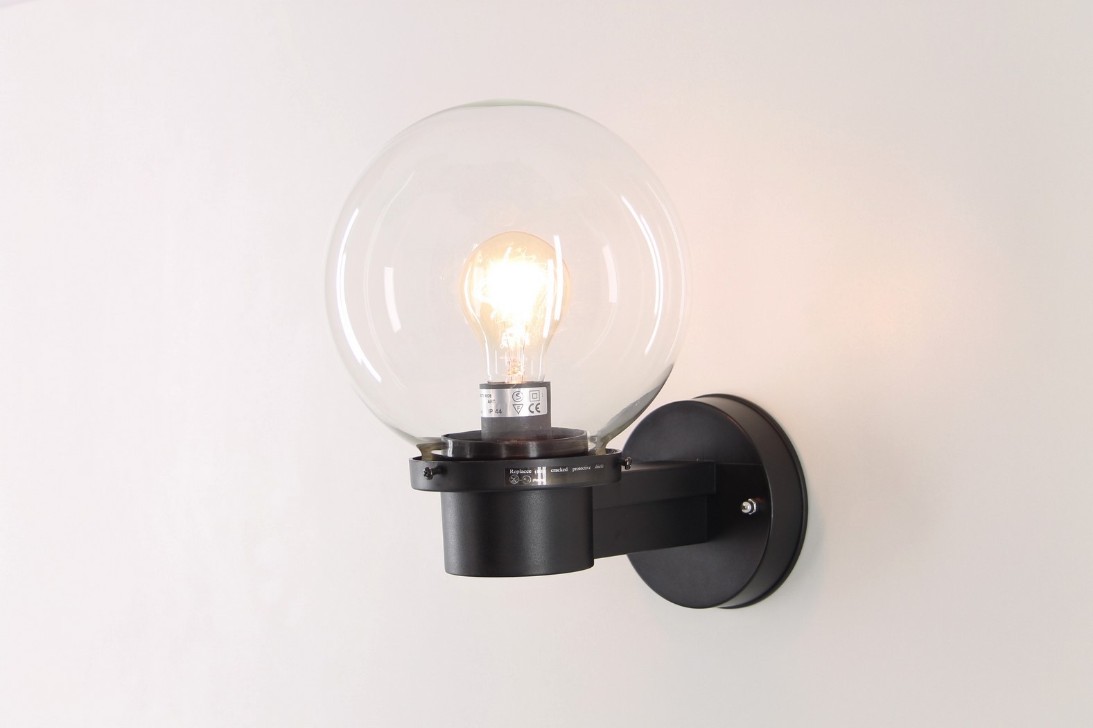 Buiten wandlamp bol staand 29226 Buiten wandlamp bol staand 29226
