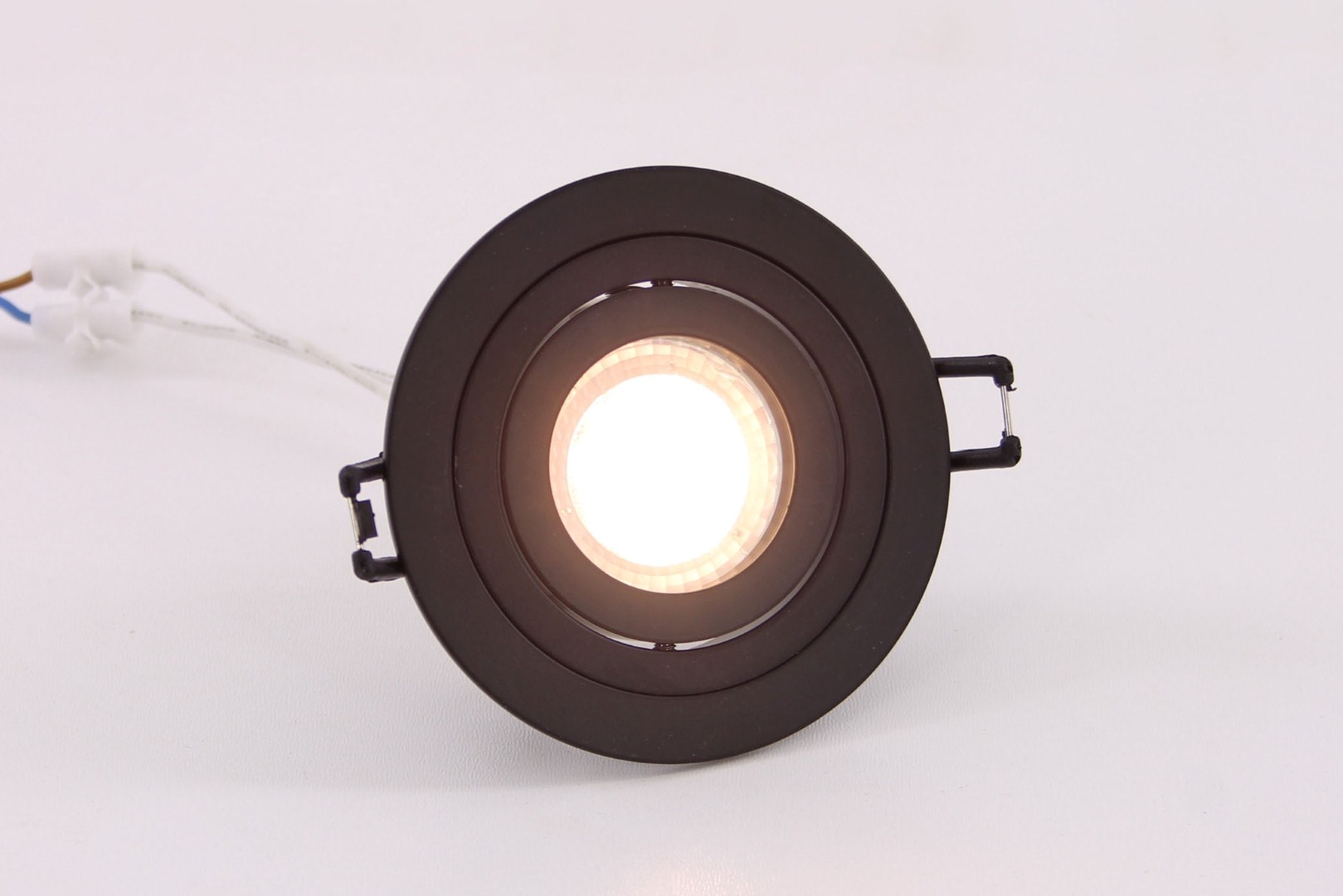 Inbouwspot rond zwart diameter 9,3 cm 39574 Inbouwspot rond zwart diameter 9,3 cm 39574