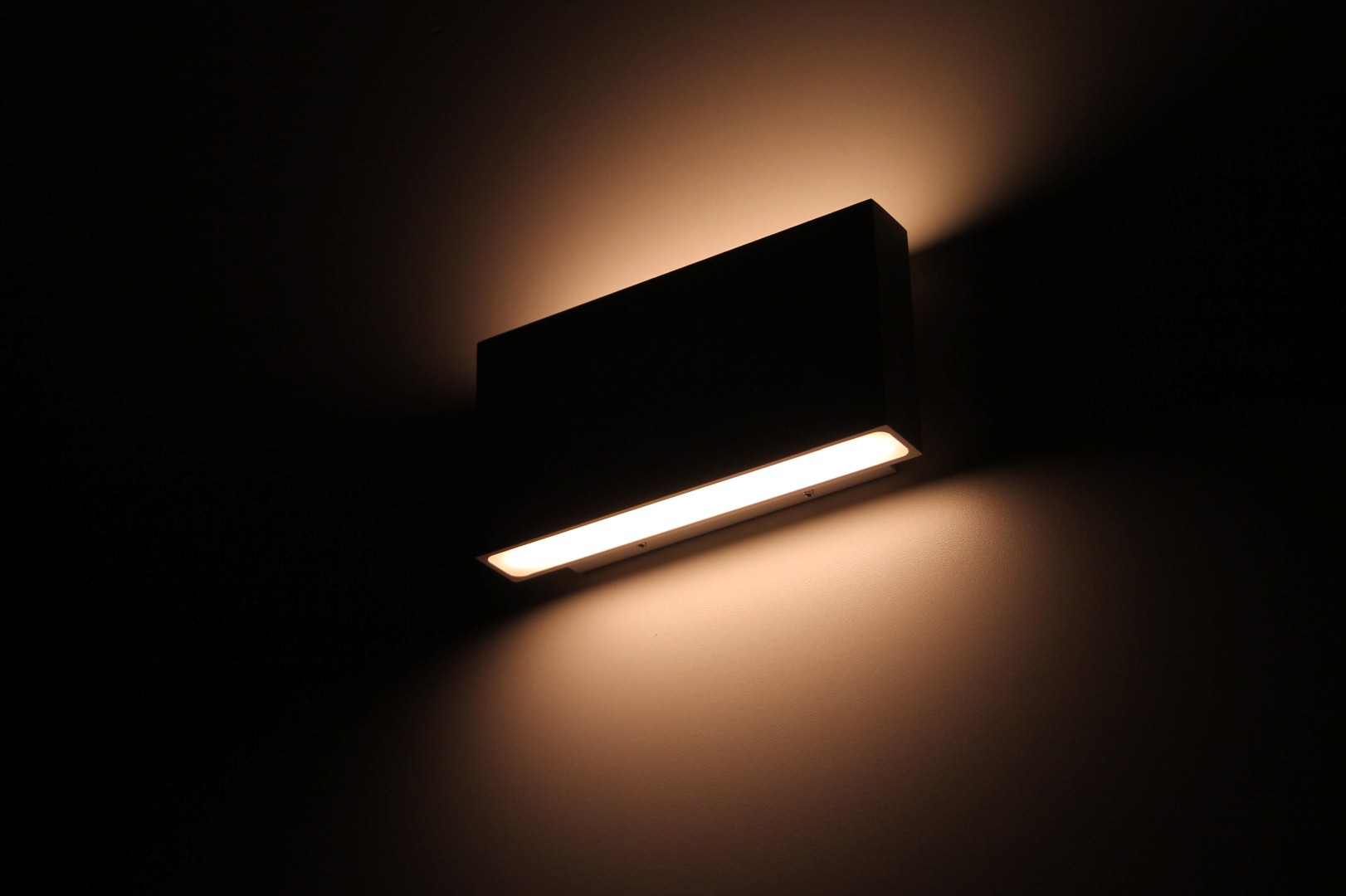 Buiten wandlamp LED wit up / down 41514 Buiten wandlamp LED wit up / down 41514
