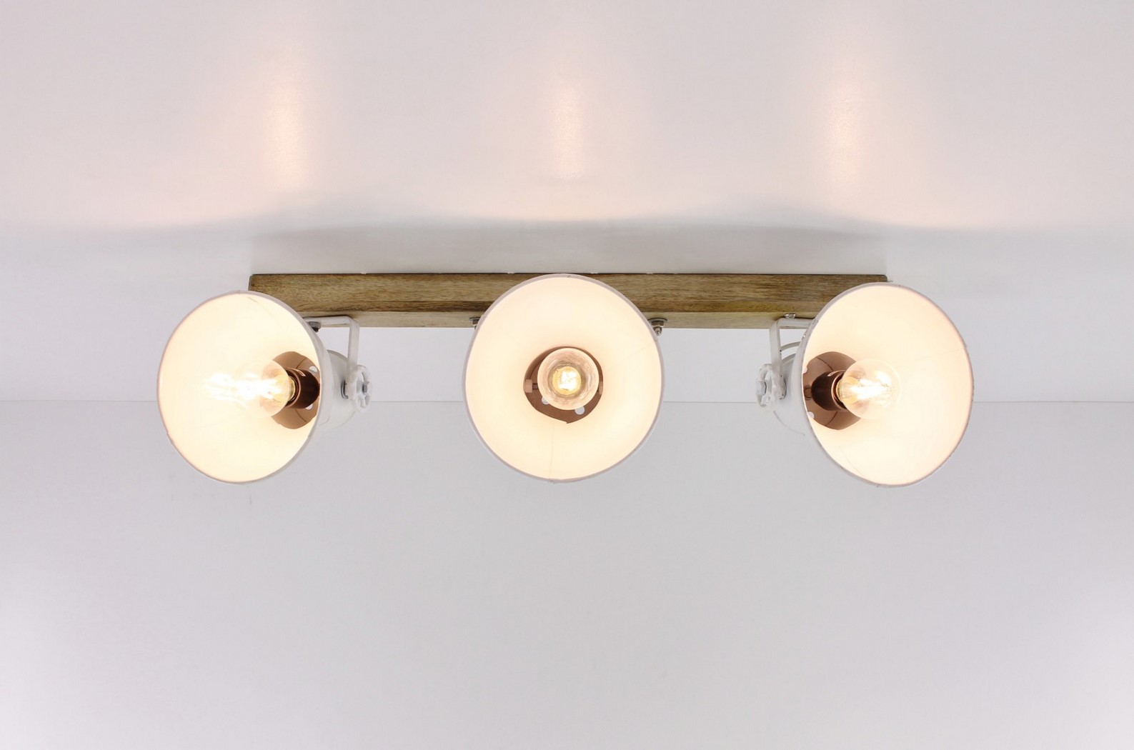 Opbouwspot 3-lichts wit met hout 39006 Opbouwspot 3-lichts wit met hout 39006