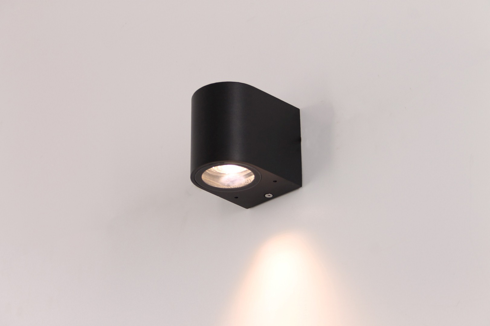 Brawl Aanval Alternatief voorstel Buiten wandlamp zwart down LED lamp