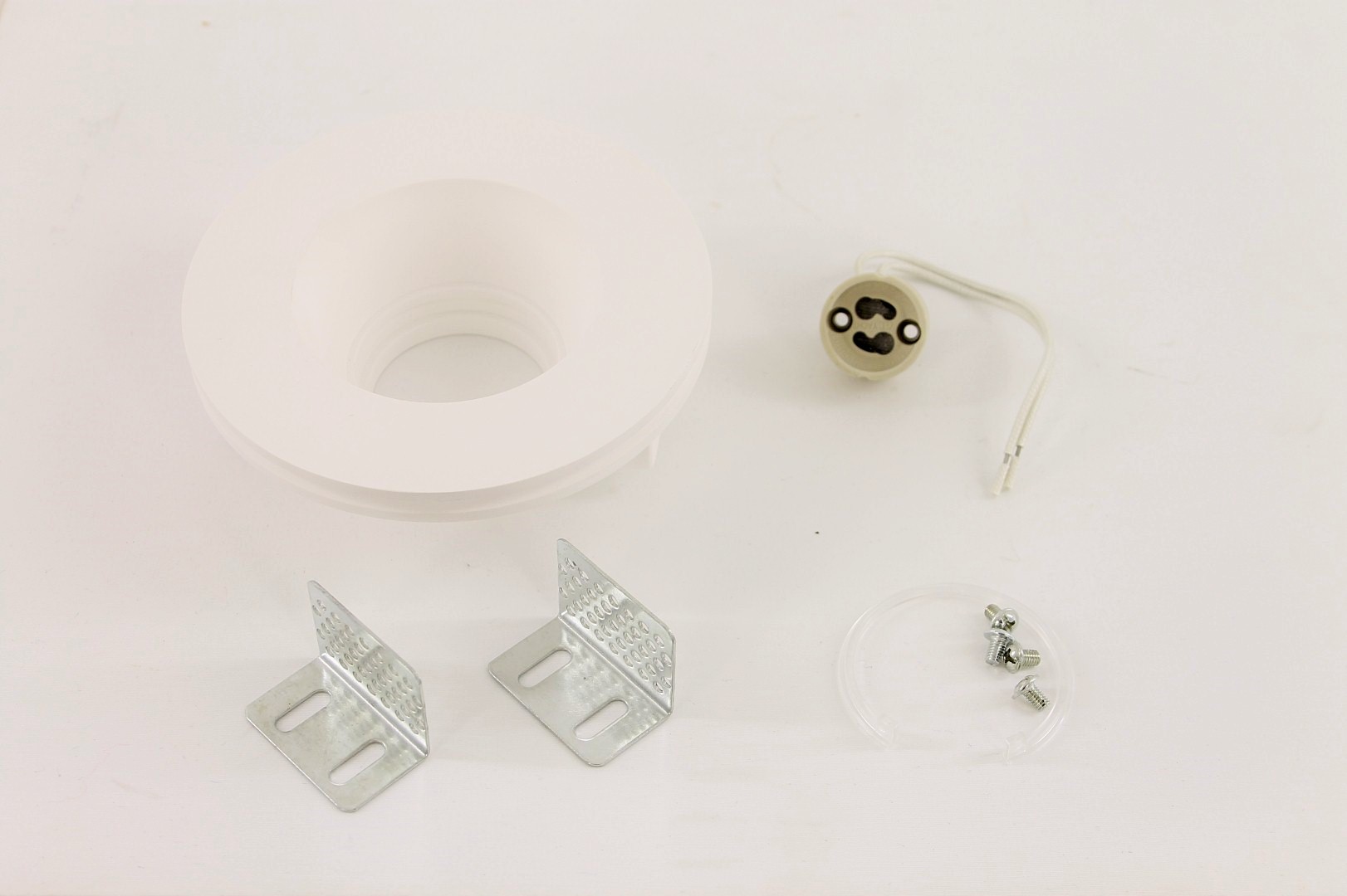 Trimless inbouwspot rond wit 7,6 cm diameter binnenmaat 41828 Trimless inbouwspot rond wit 7,6 cm diameter binnenmaat 41828