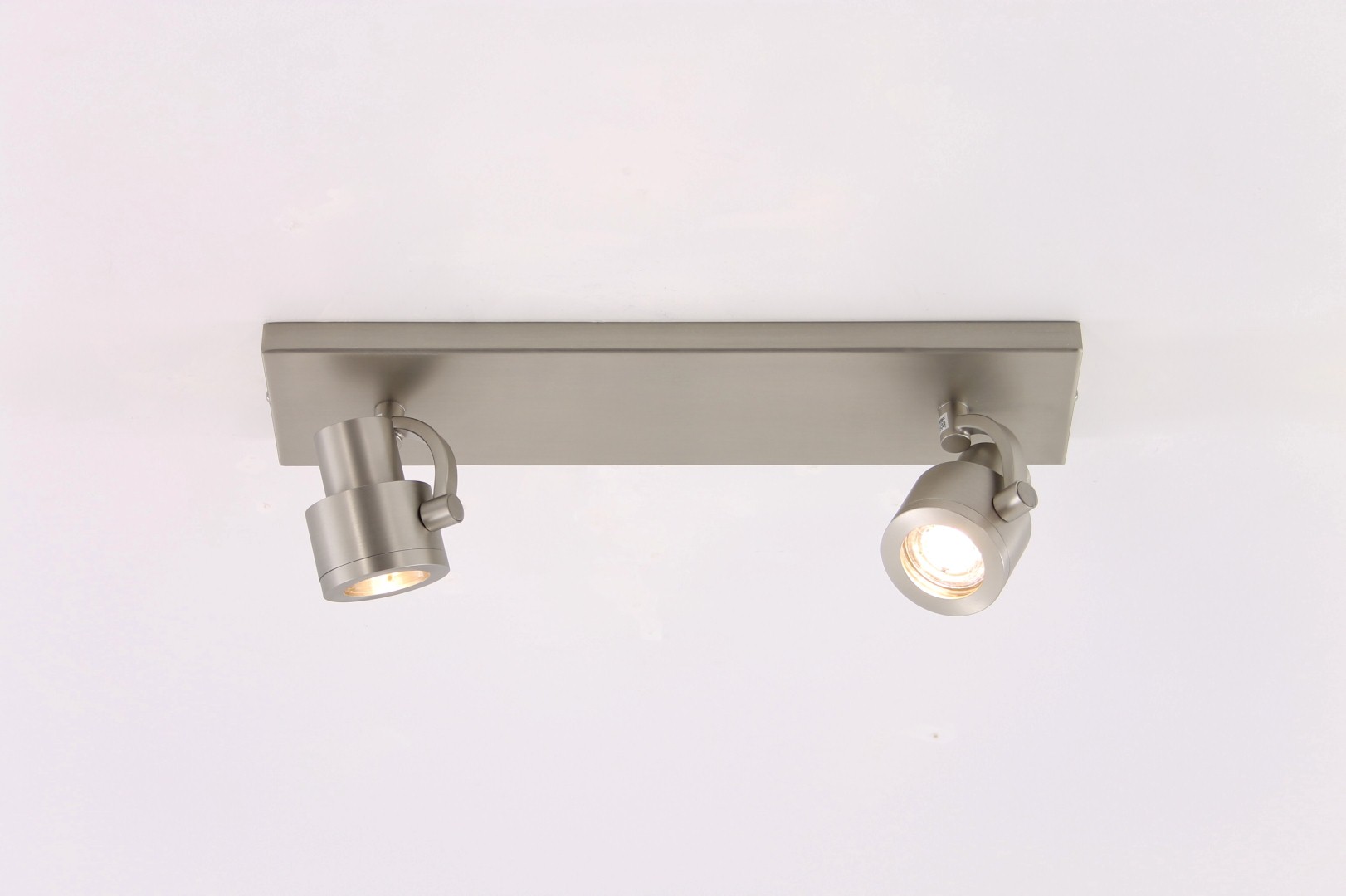 Opbouwspot rvs 2-lichts LED 38670 Opbouwspot rvs 2-lichts LED 38670