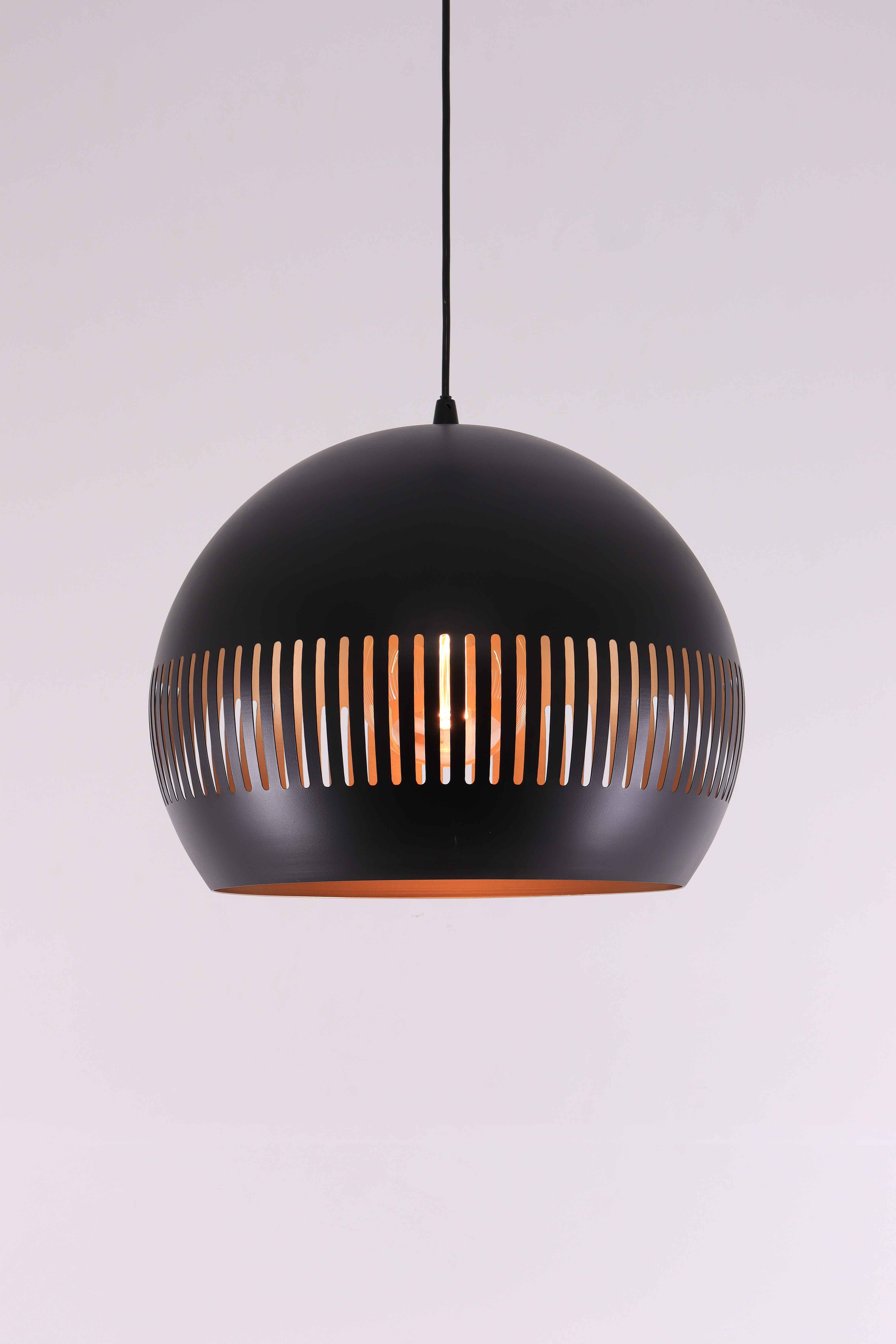 Hanglamp zwart met gouden binnenkant - 40cm 44594 Hanglamp zwart met gouden binnenkant - 40cm 44594