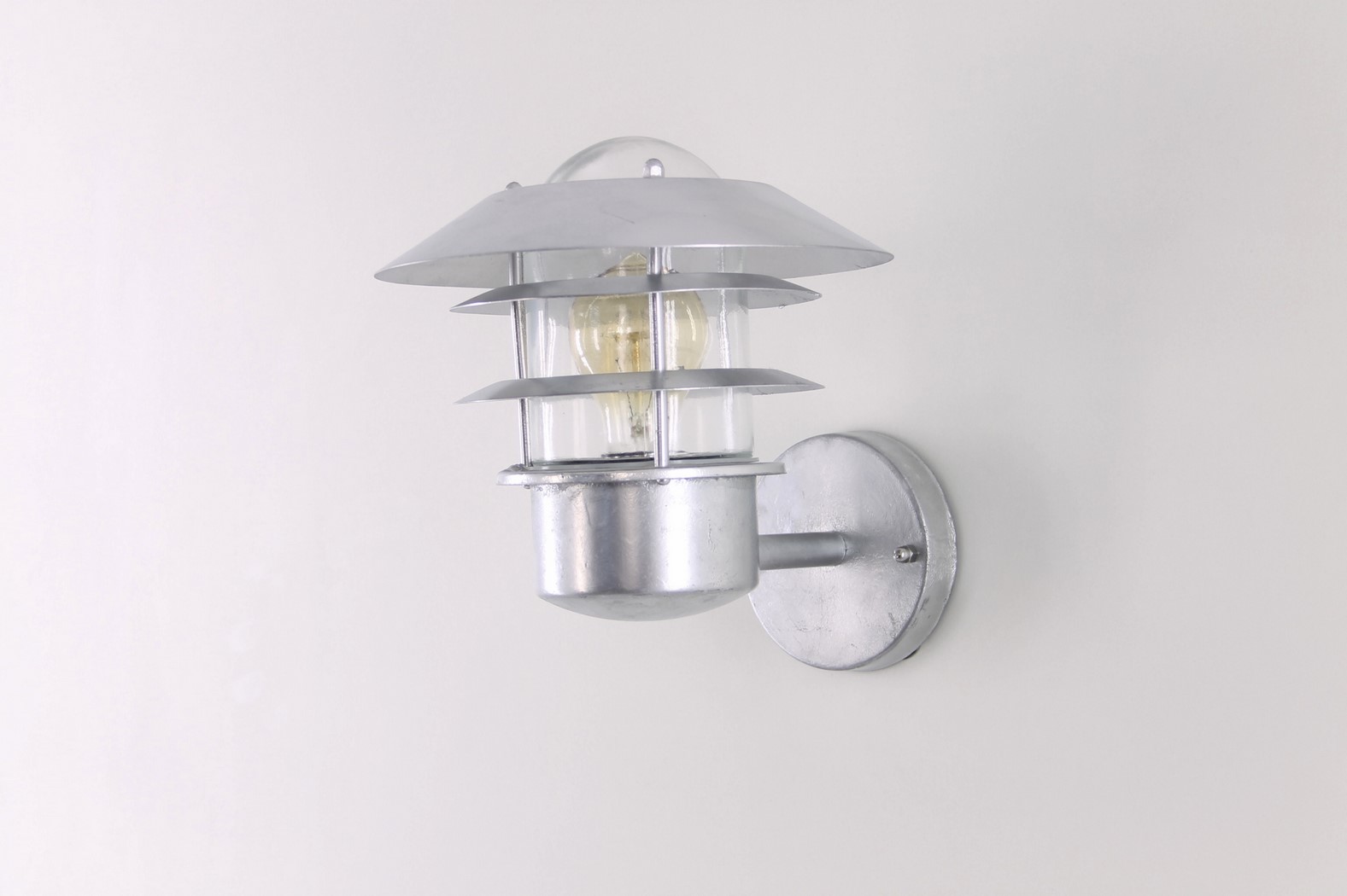 Buiten wandlamp alu staand 35231 Buiten wandlamp alu staand 35231