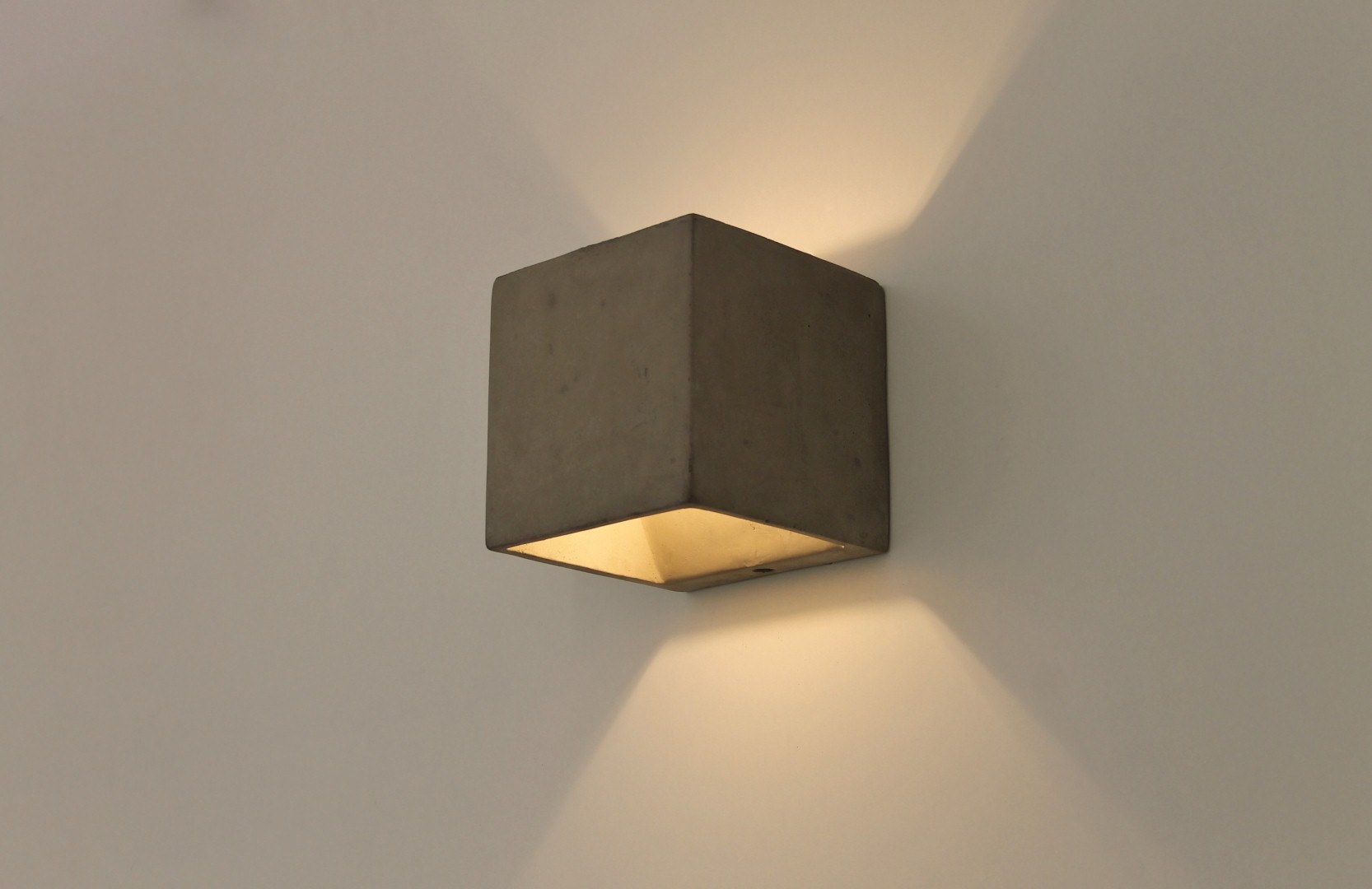 Wandlamp LED beton up / down vierkant 39570 Wandlamp LED beton up / down vierkant 39570