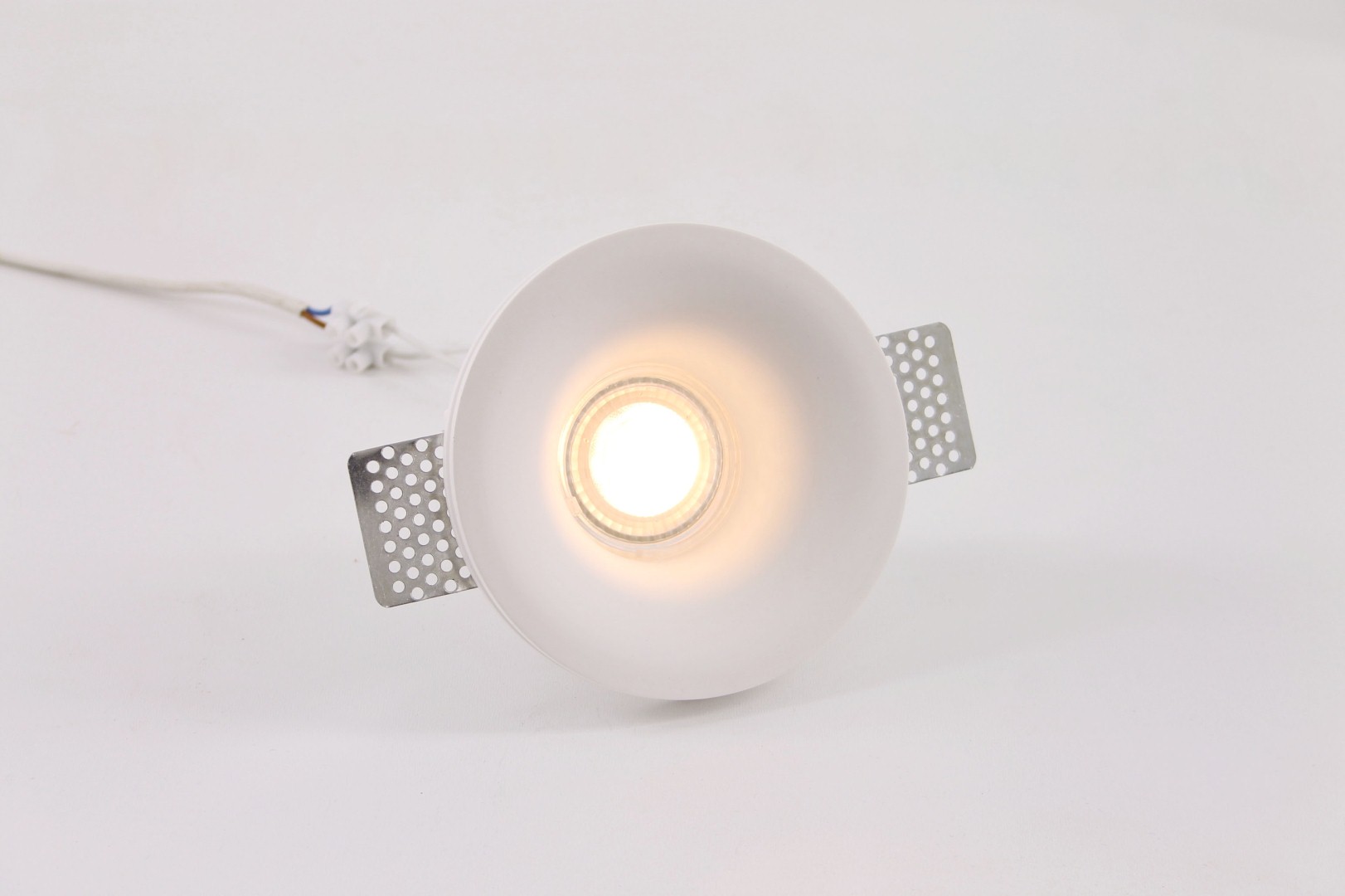 Trimless inbouwspot rond wit 10 cm dia. binnenmaat 41829 Trimless inbouwspot rond wit 10 cm dia. binnenmaat 41829