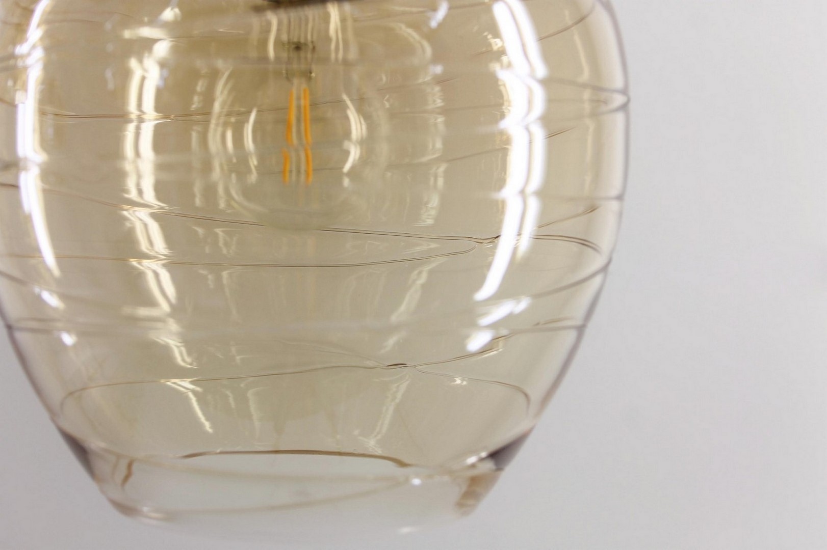 Sfeervolle plafondlamp 3-lichts rond / amberglas 50026 Sfeervolle plafondlamp 3-lichts rond / amberglas 50026