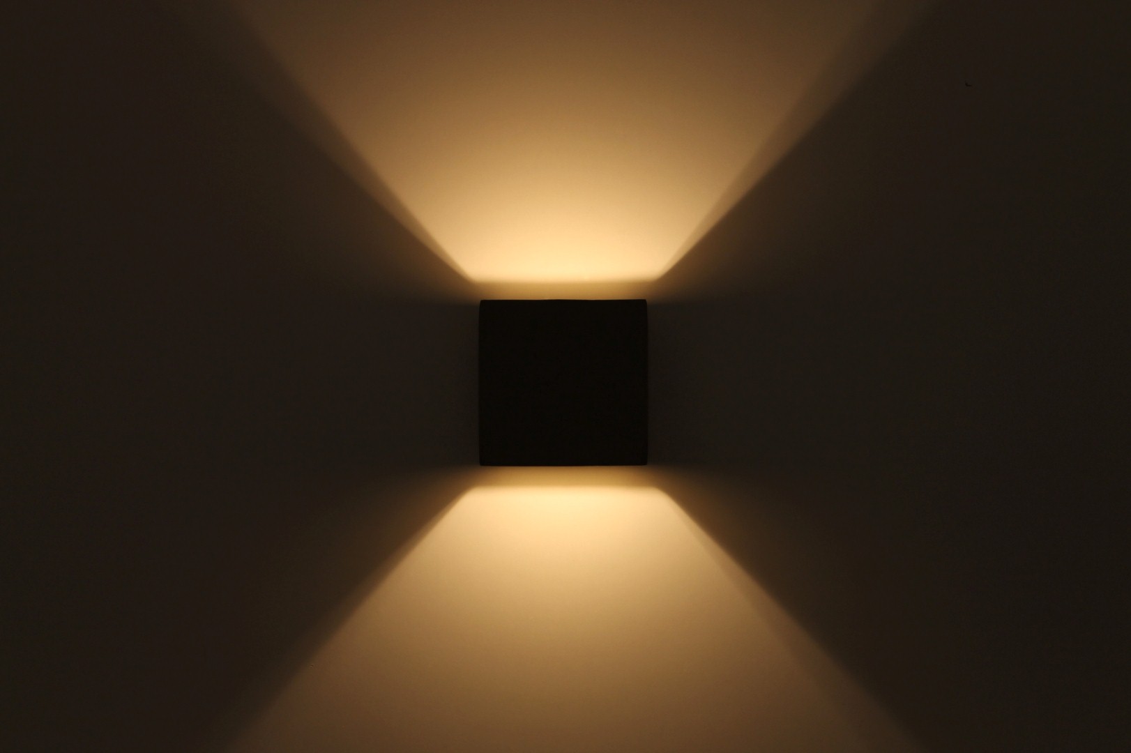 Wandlamp LED beton up / down vierkant 39570 Wandlamp LED beton up / down vierkant 39570